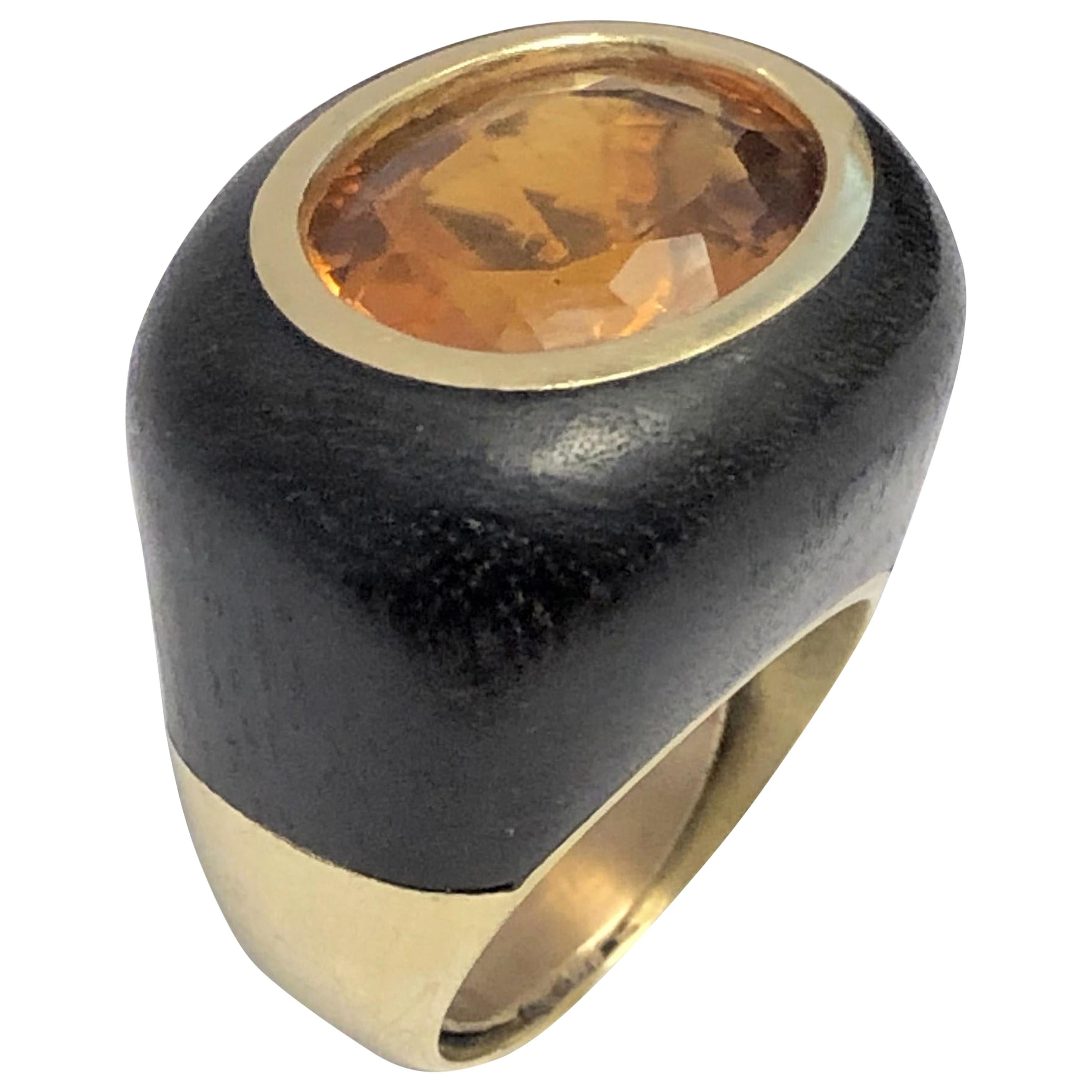 Vintage Yellow Gold Wood and Golden Topaz Ring For Sale