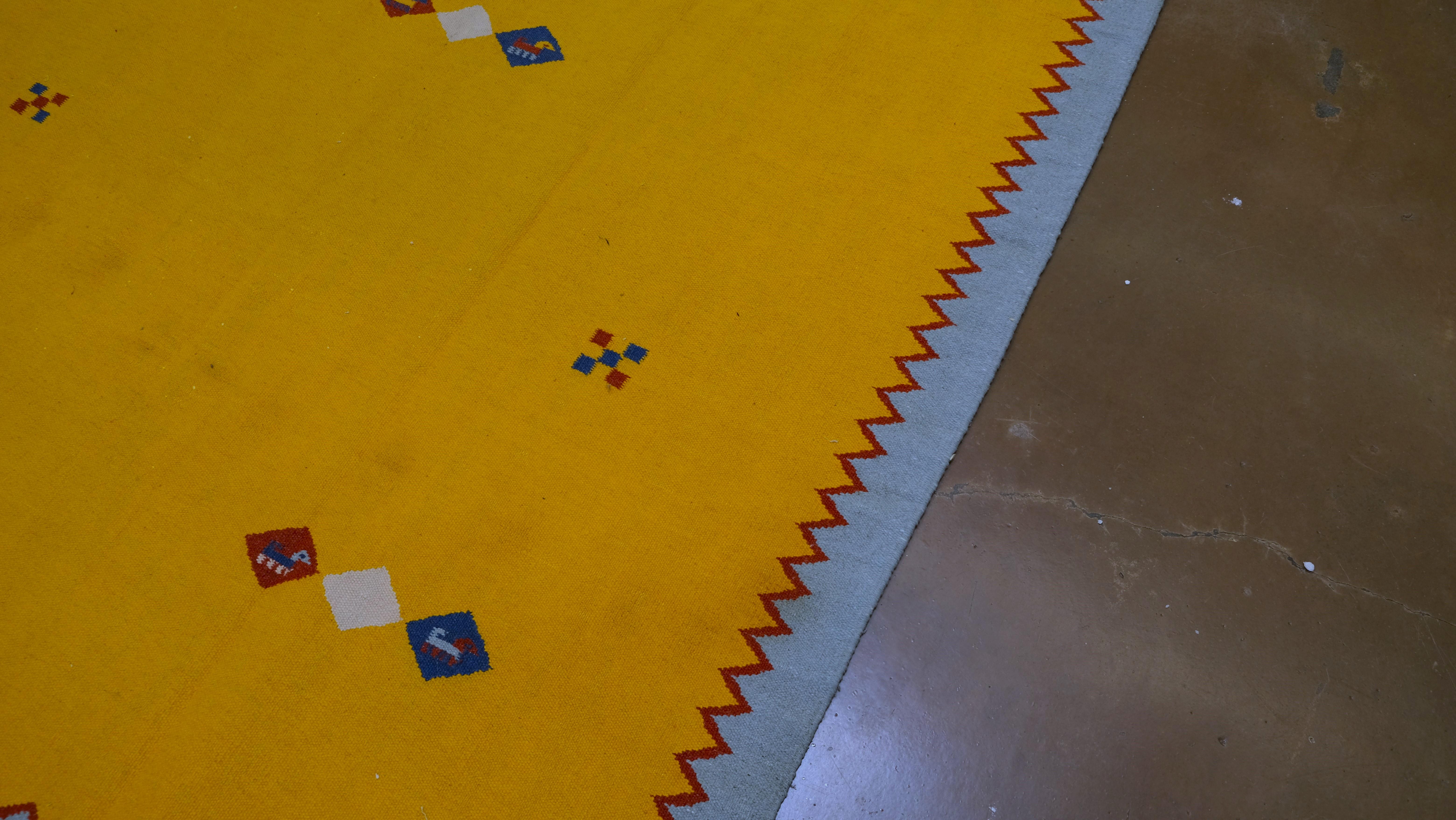 20th Century Vintage Yellow Hand-Woven Kilim 5'6''x7'7'' Circa 1960 For Sale