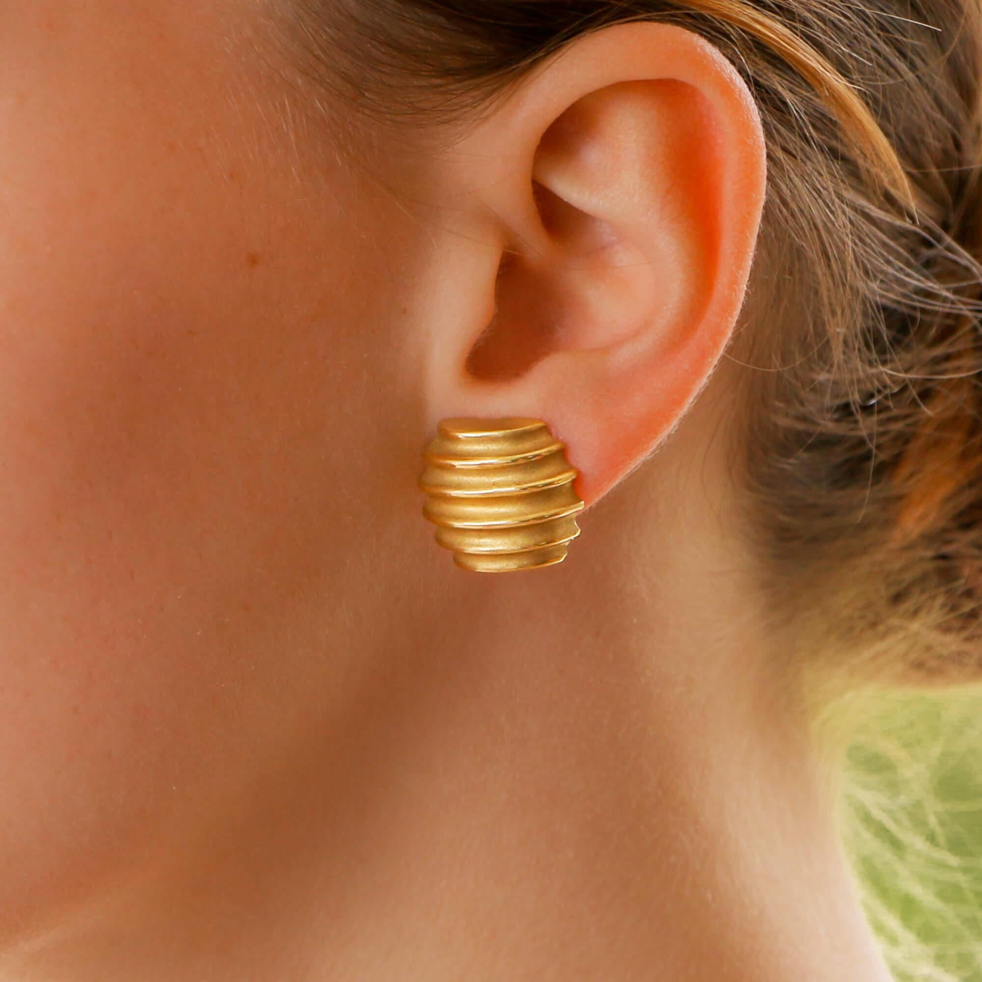 Contemporary Vintage Yellow Honey Pot Earrings in 18k Gold