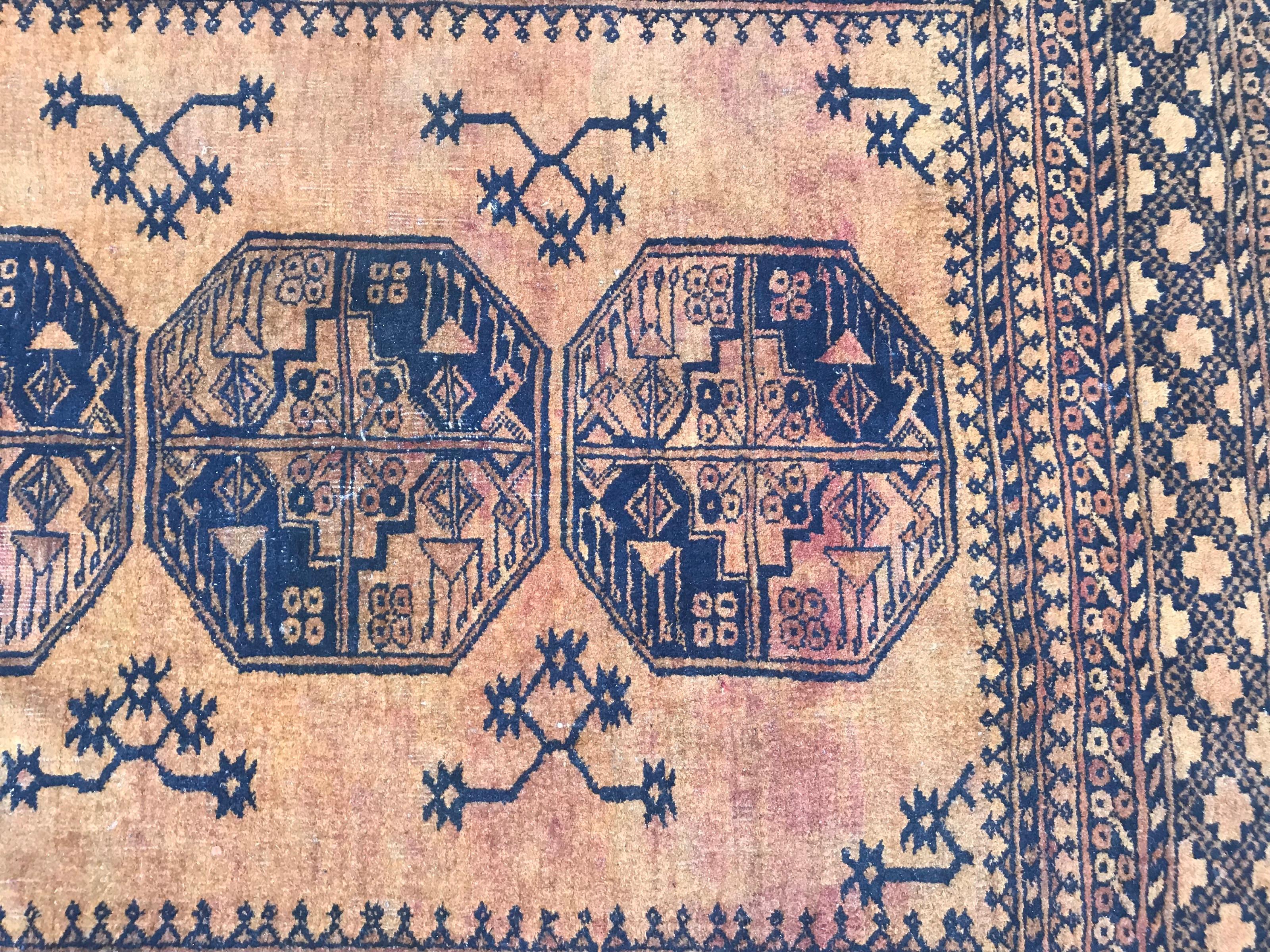 Vintage Yellow Orange Afghan Rug In Good Condition For Sale In Saint Ouen, FR