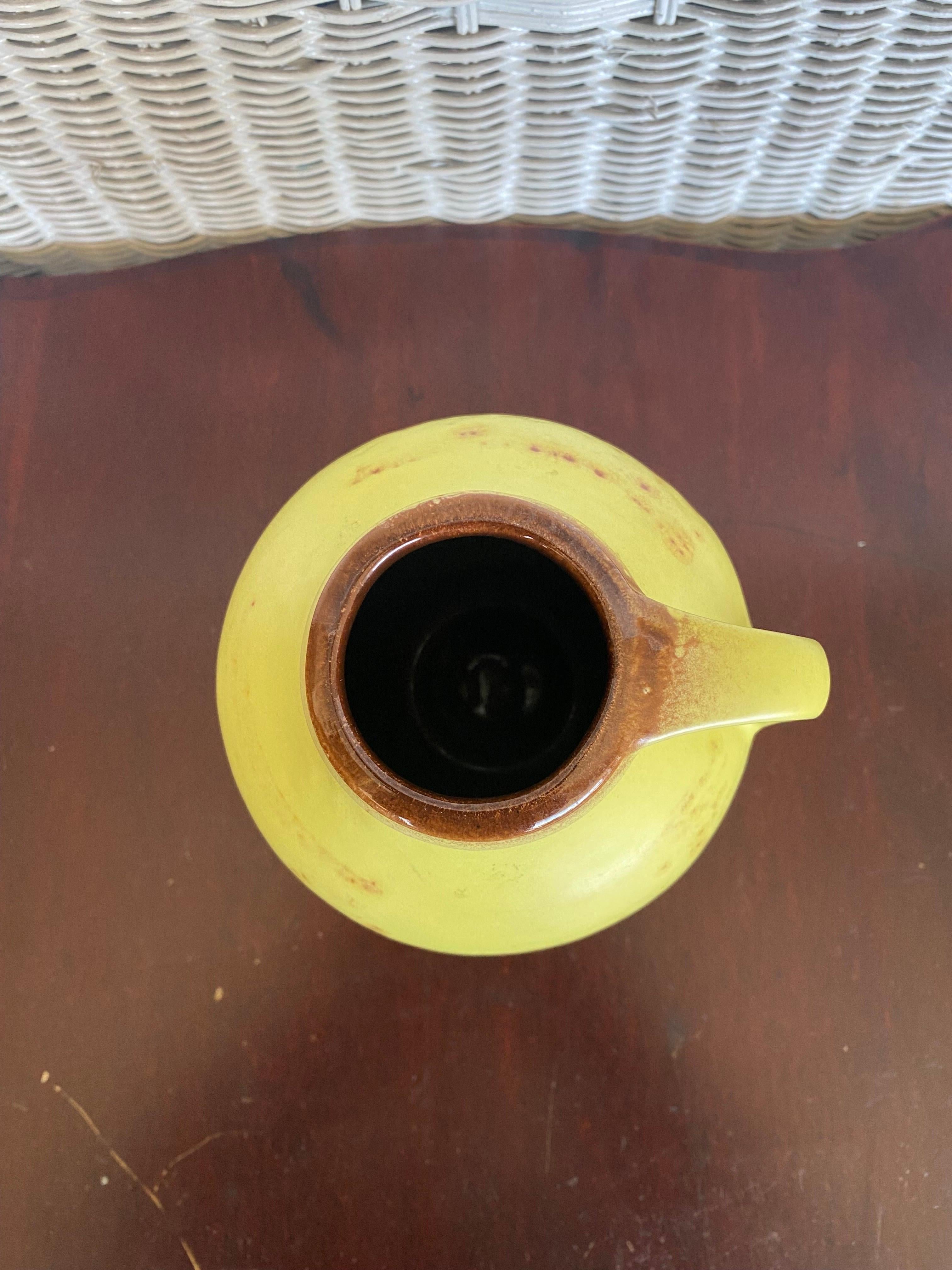 Vintage Yellow Pottery Carafe, West Germany In Good Condition For Sale In San Carlos, CA