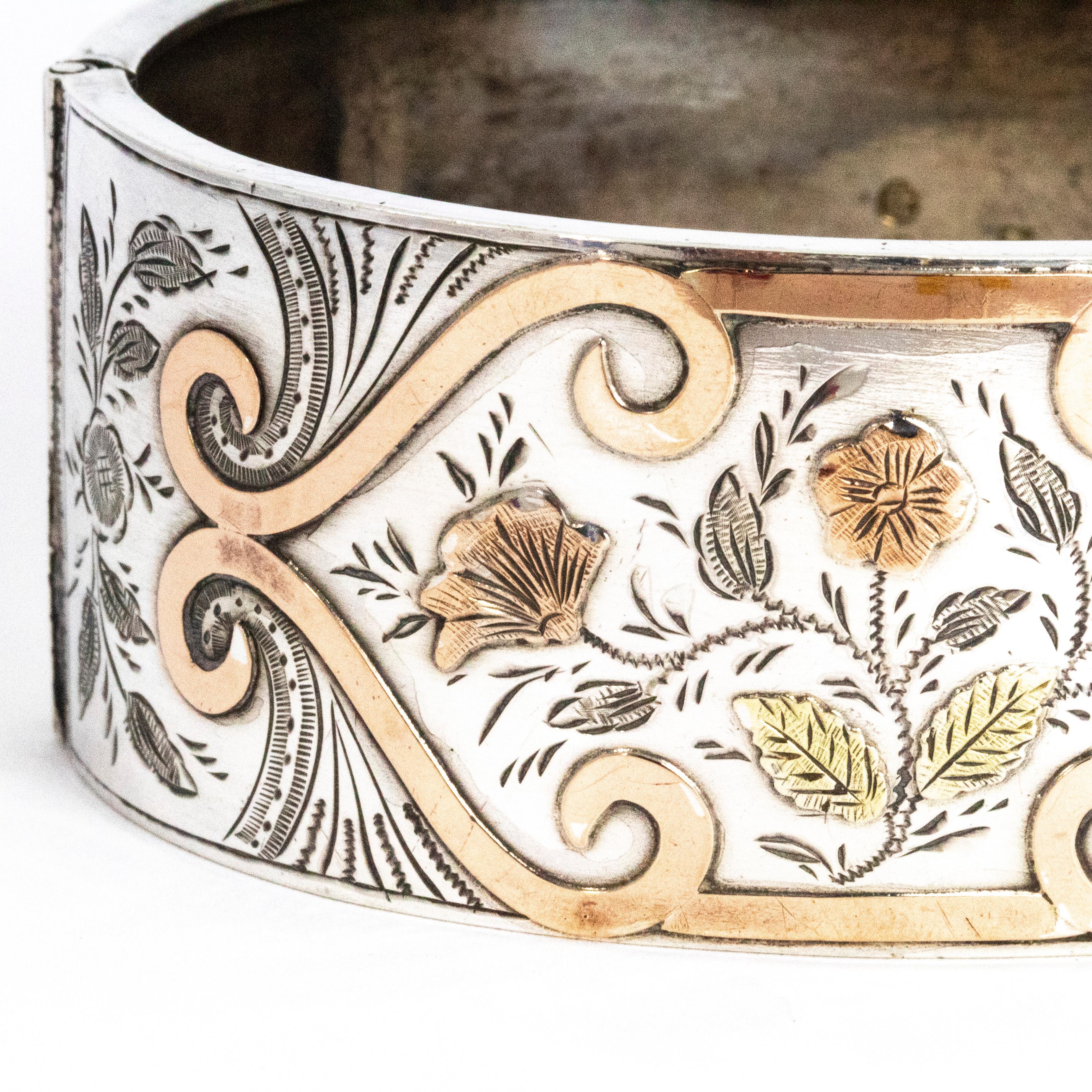 Vintage Yellow, Rose and Silver Ornate Bangle In Good Condition For Sale In Chipping Campden, GB