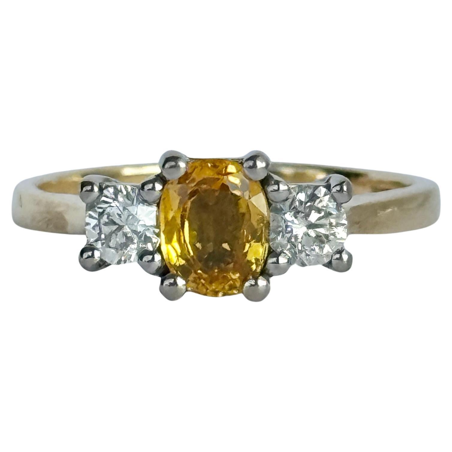 Vintage Gelb Saphir und Diamant 18 Karat Gold Drei Stein Ring