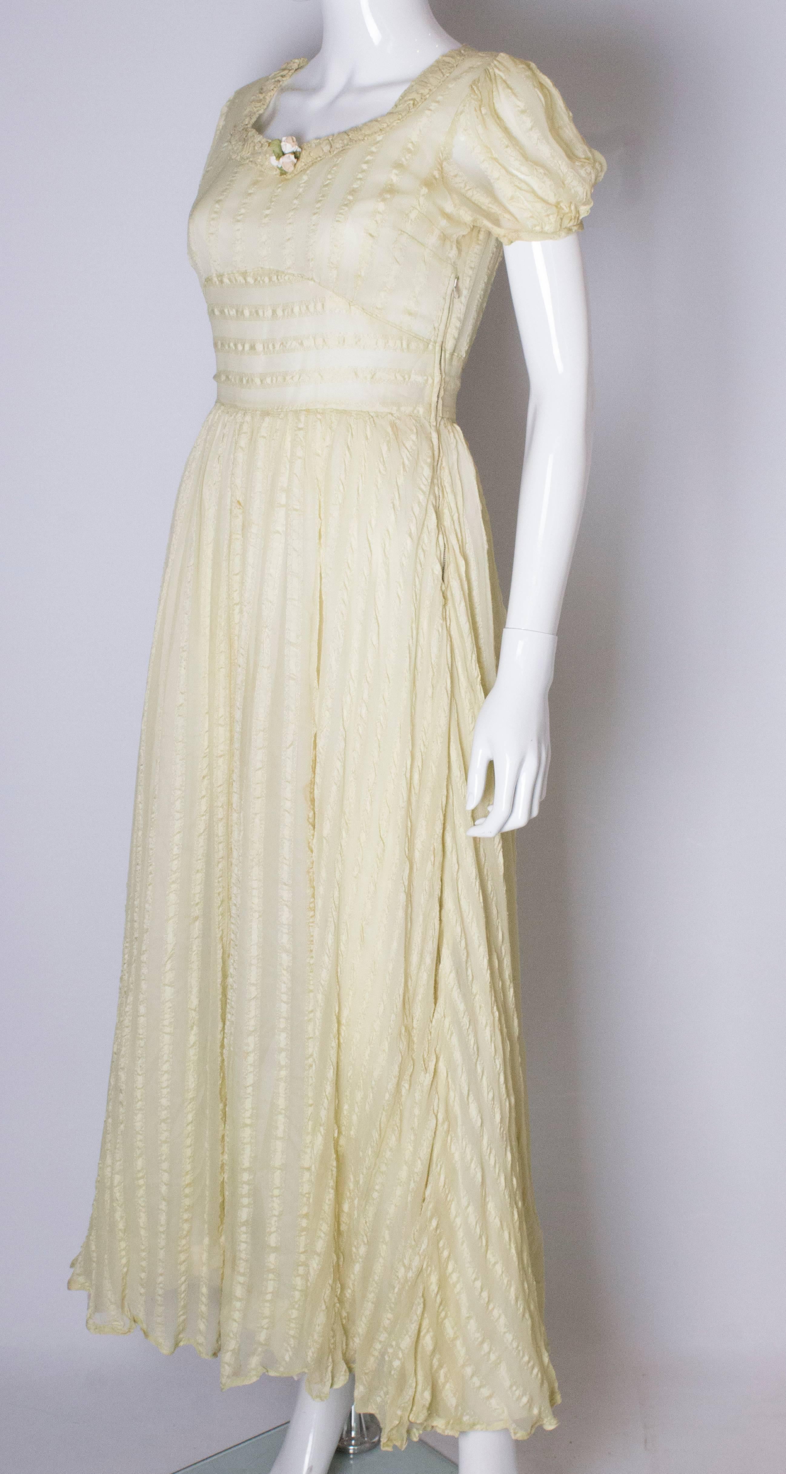 Yellow Silk Vintage Gown In Good Condition In London, GB