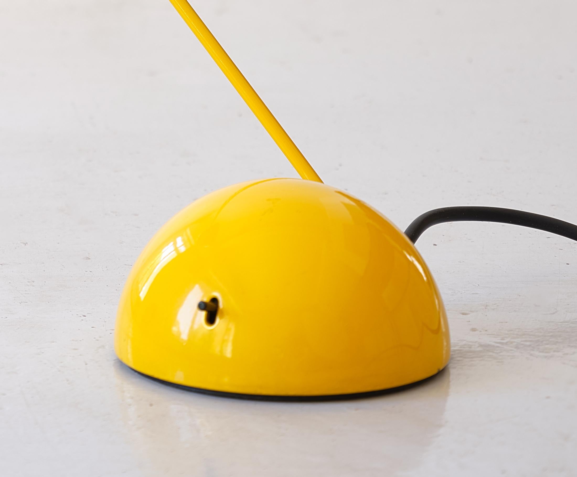 Vintage Yellow Table Lamp by Barbieri Marianelli for Tronconi In Good Condition For Sale In Rome, IT