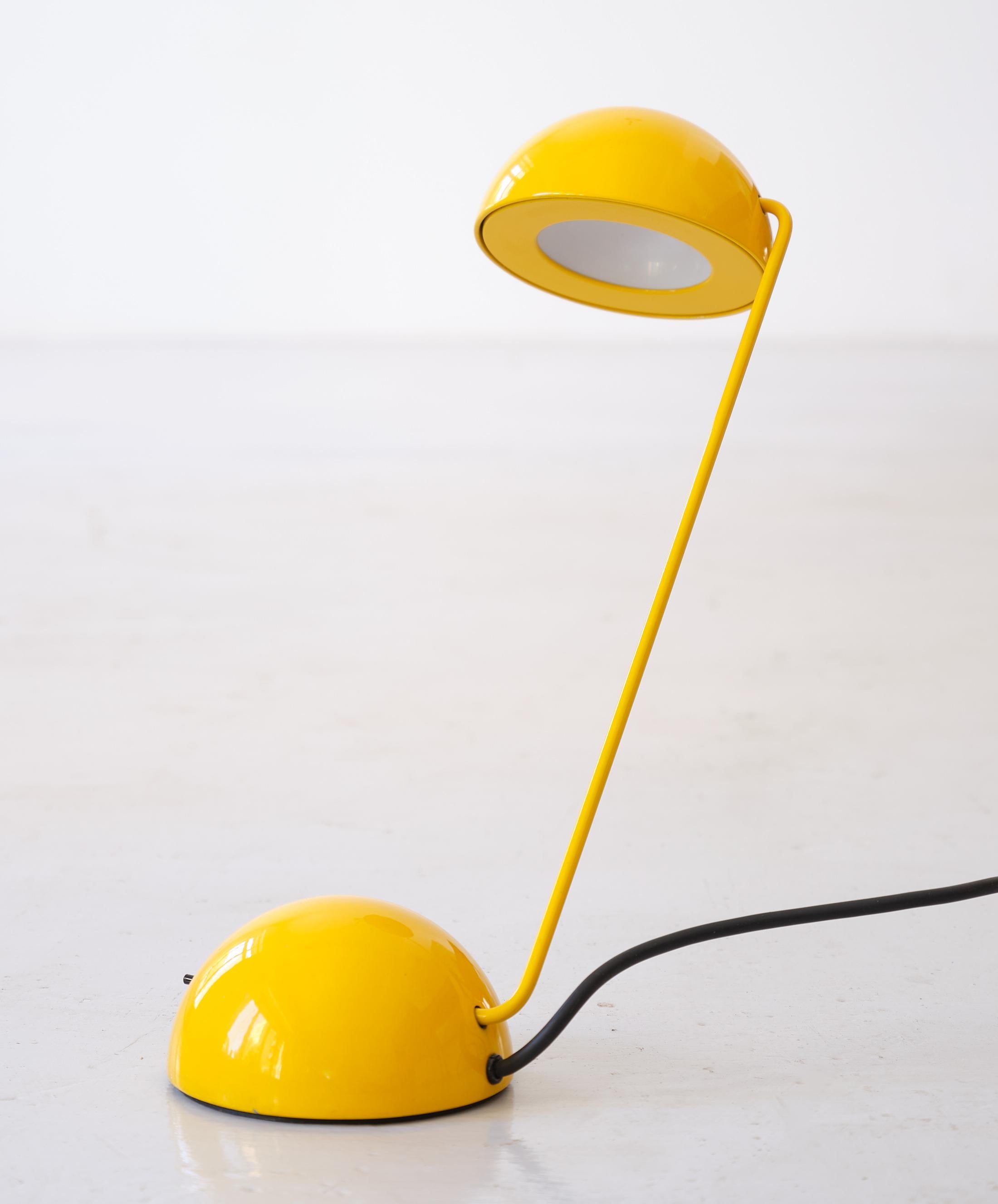 Metal Vintage Yellow Table Lamp by Barbieri Marianelli for Tronconi For Sale