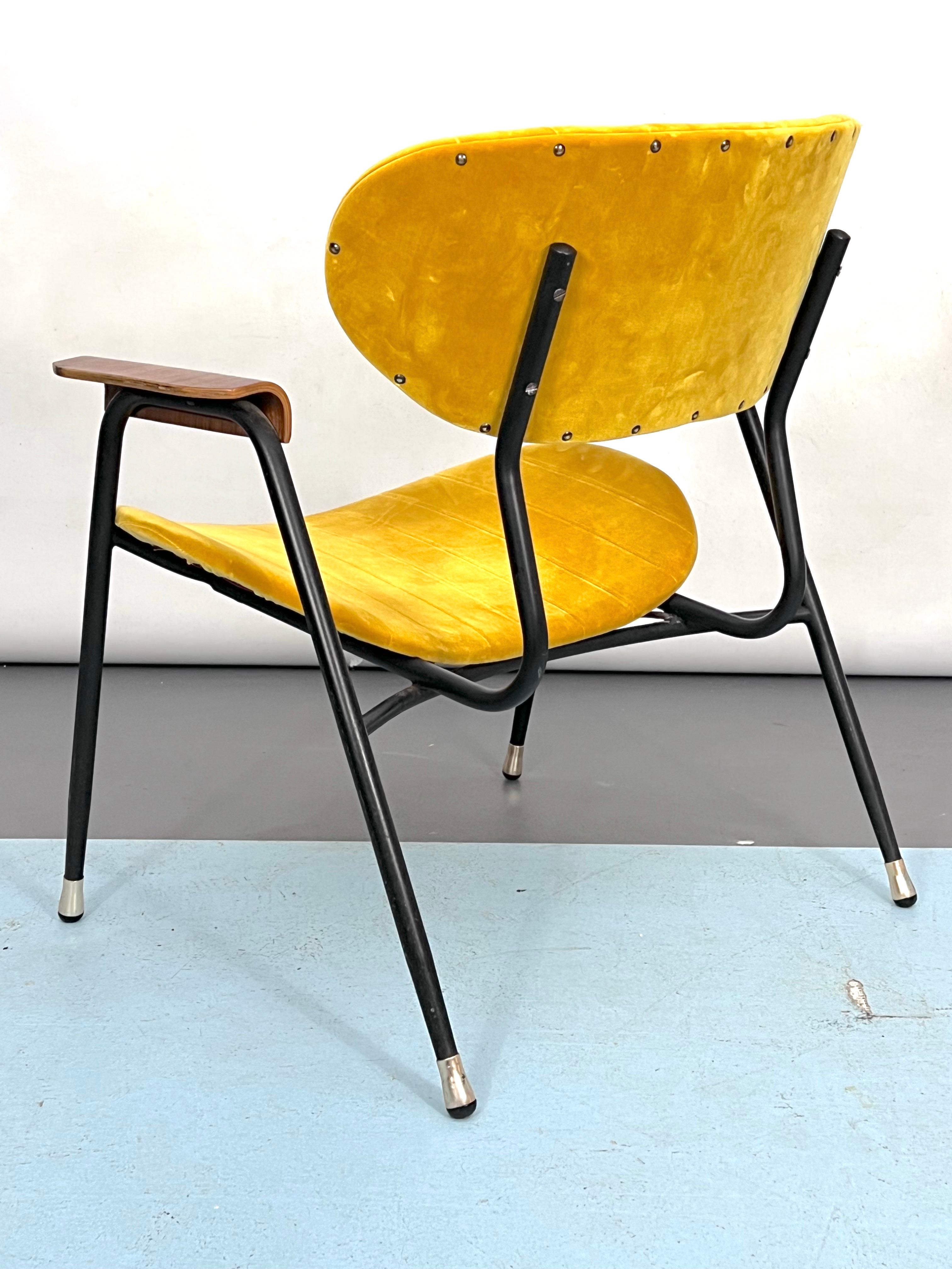 Gelber Vintage-Stuhl aus Samt von Gastone Rinaldi für RIMA, Italien 1950er Jahre (20. Jahrhundert) im Angebot