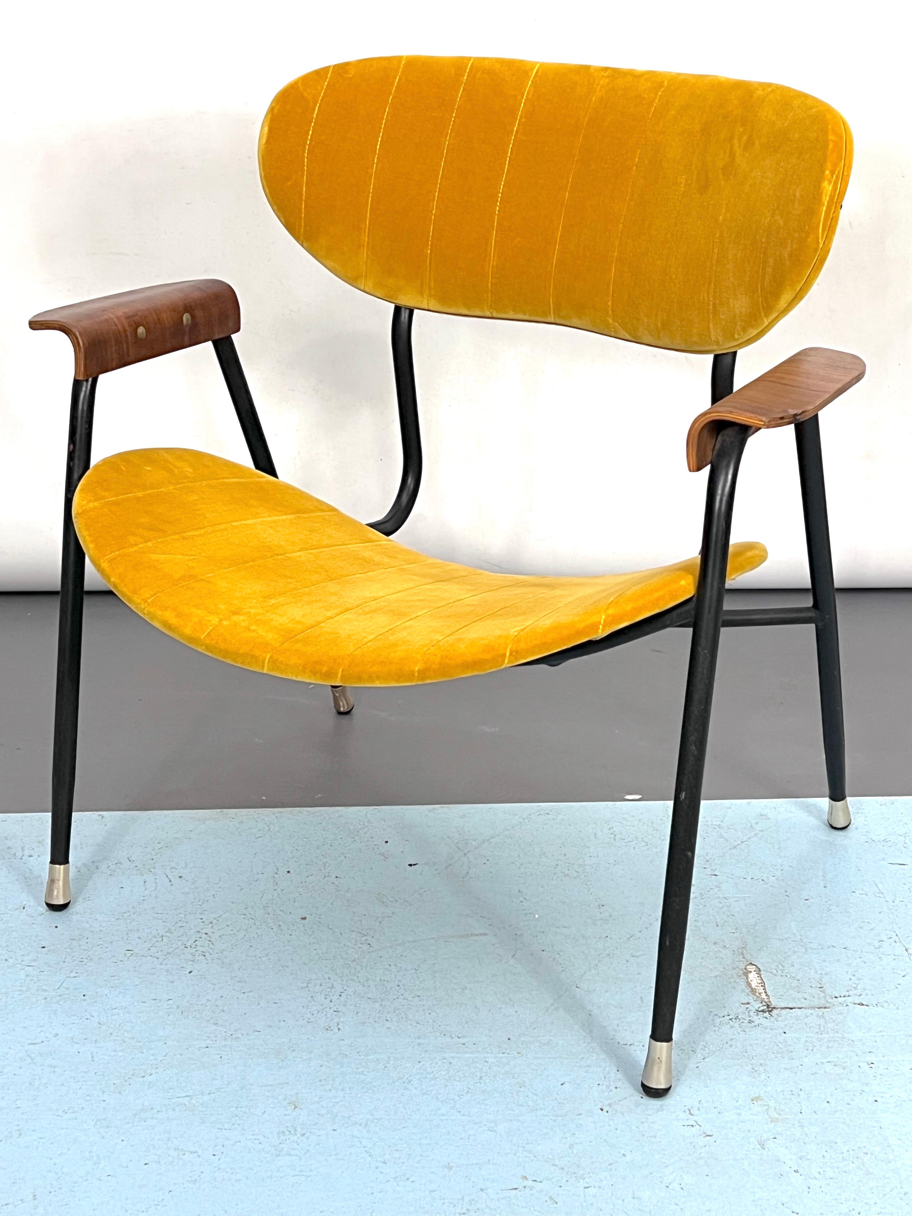Vintage Yellow Velvet Chair by Gastone Rinaldi for RIMA, Italy 1950s For Sale 1