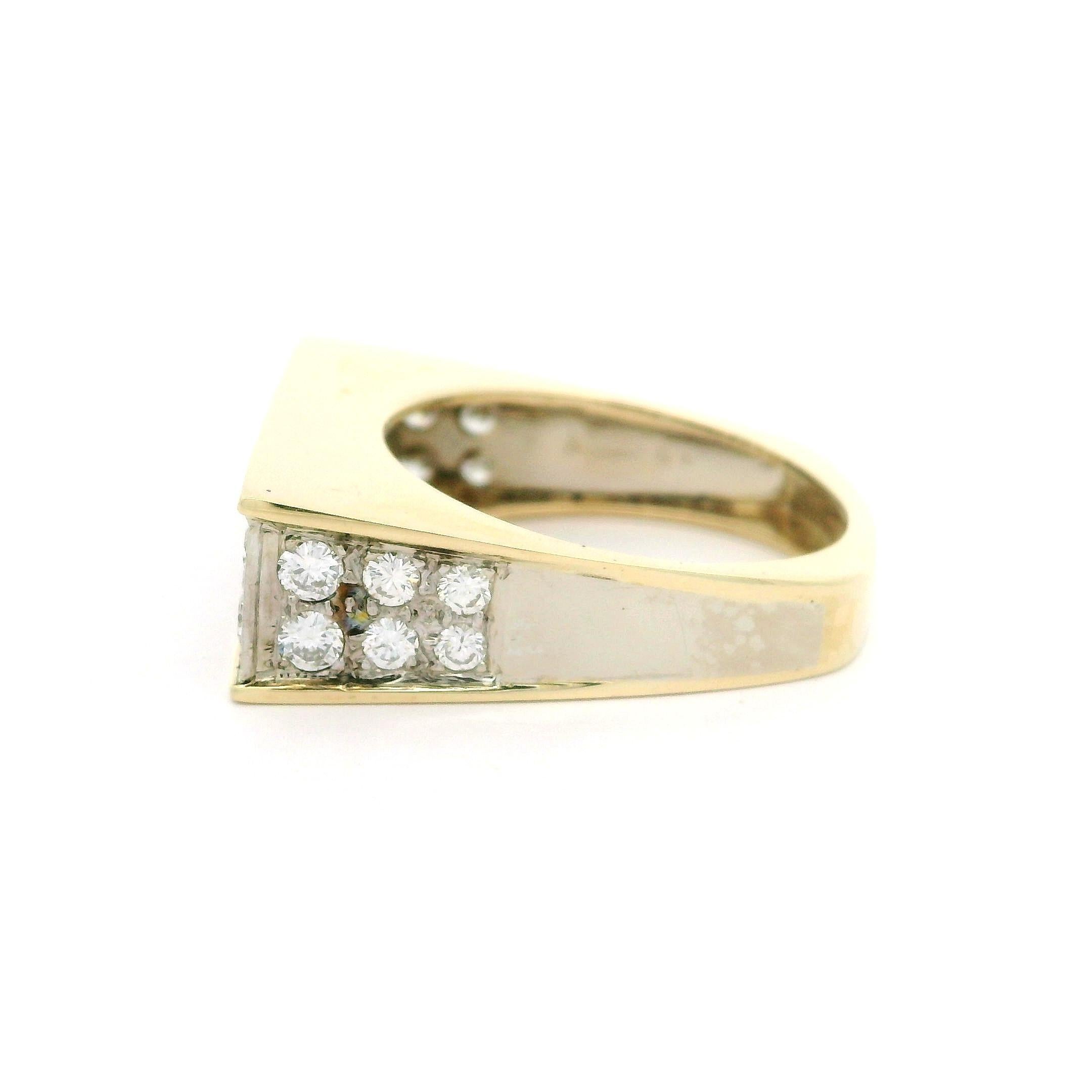 Bague géométrique carrée en or jaune et blanc 0,84 ctw pavé de diamants en vente 8