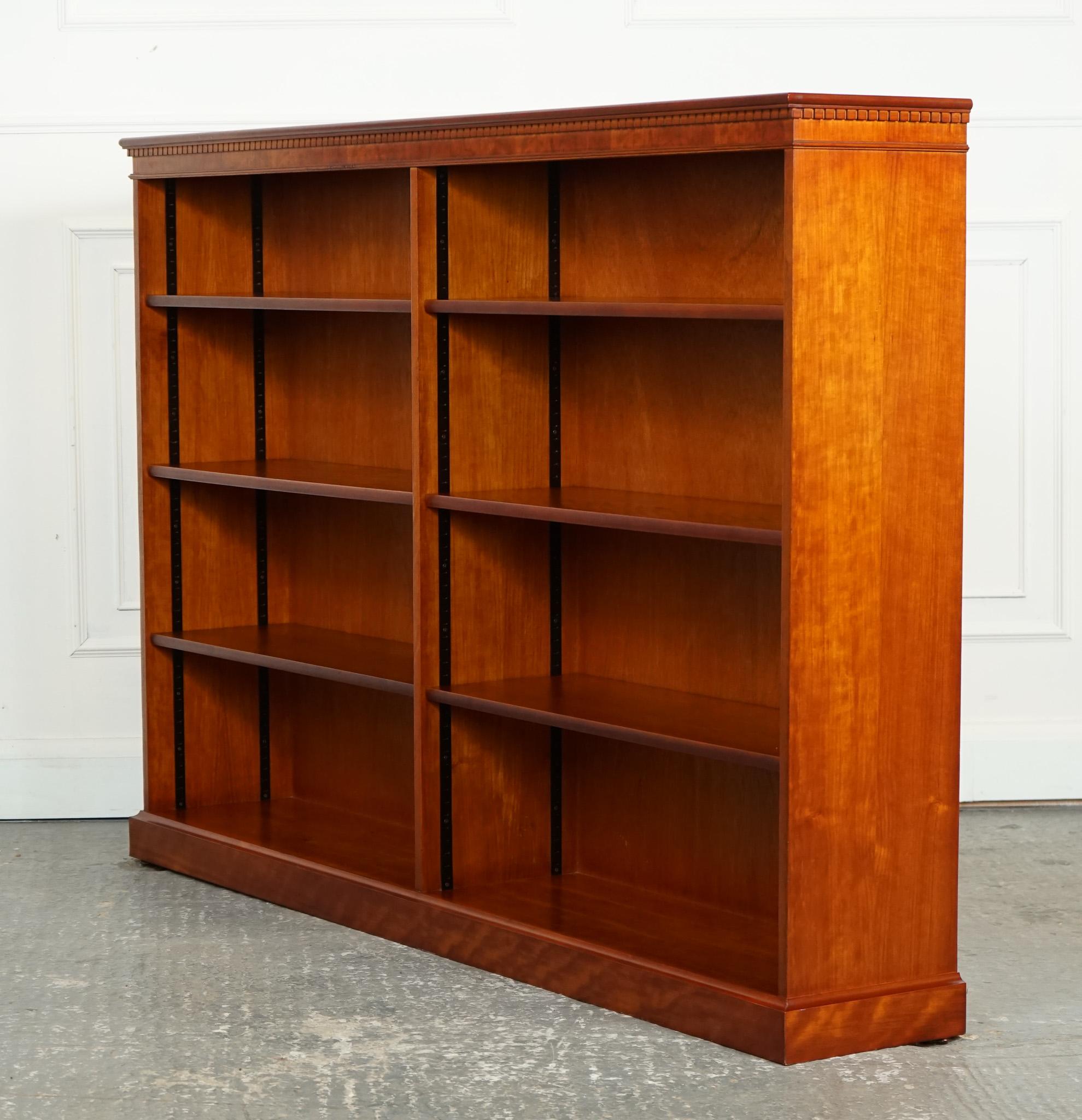 VINTAGE YEW DOUBLE FRONTED LOW OPEN BOOKCASE WiTH ADJUSTABLE SHELVES For Sale 5
