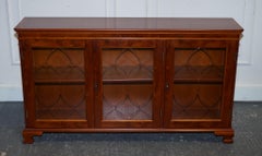 VINTAGE YEW WOOD GLAZED BOOKCASE SIDEBOARD TRIPLE DOOR DISPLAY CABiNET