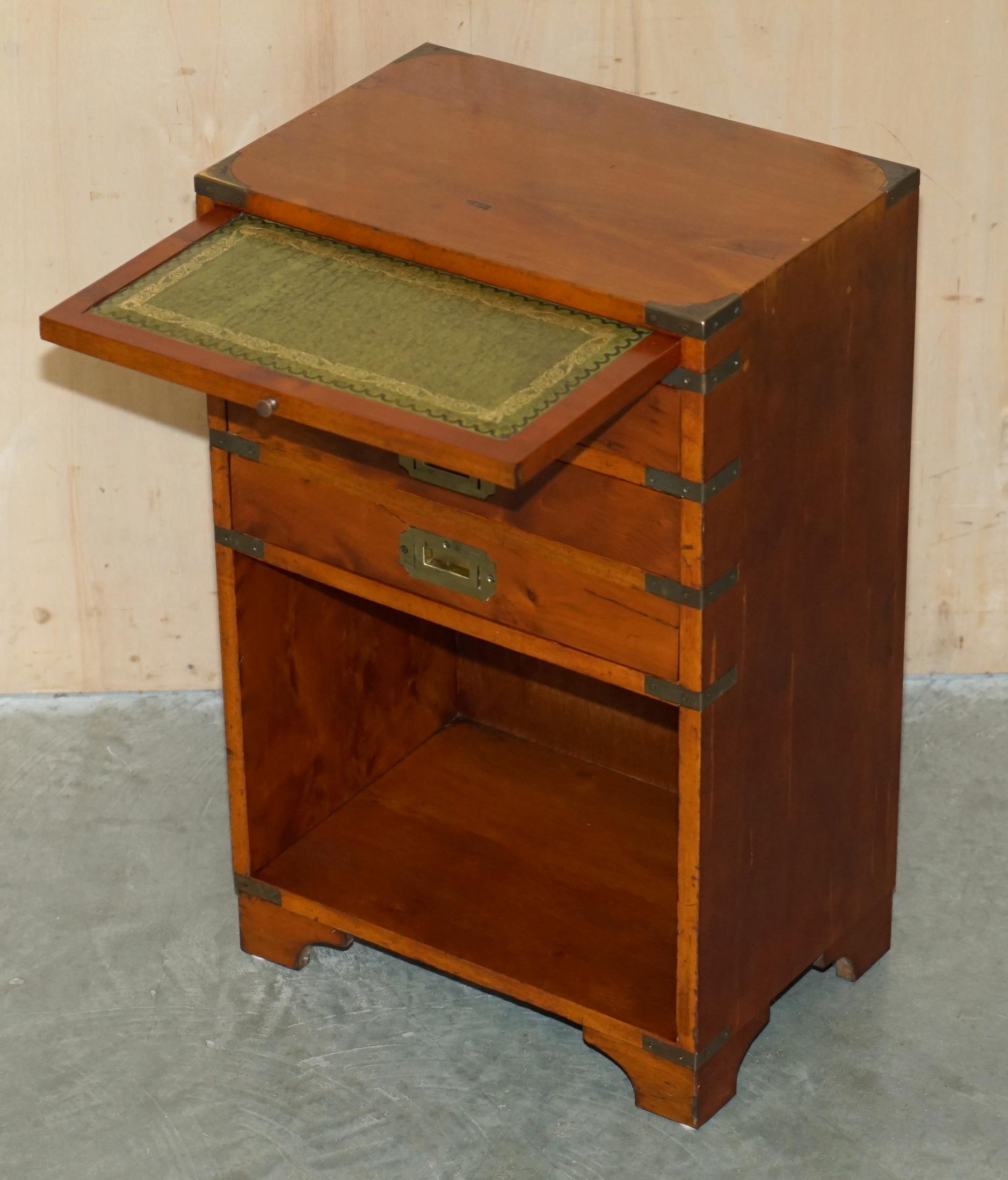 VINTAGE YEW WOOD & GREEN LEATHER MiLITARY CAMPAIGN SIDE TABLE LEATHER SLIP TRAY For Sale 1