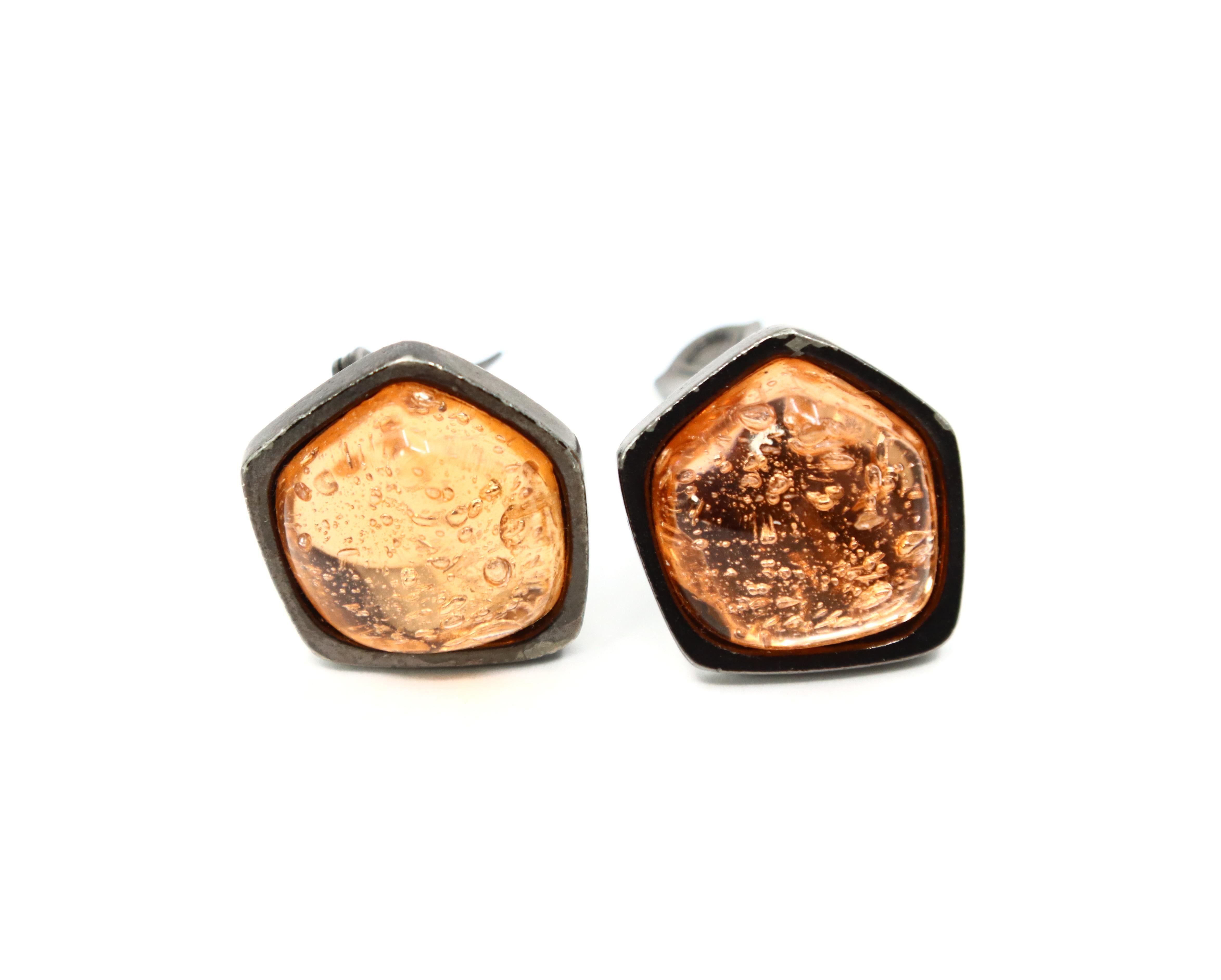 Pendientes Vintage YSL Resina Rosa Tono Negro en venta 4