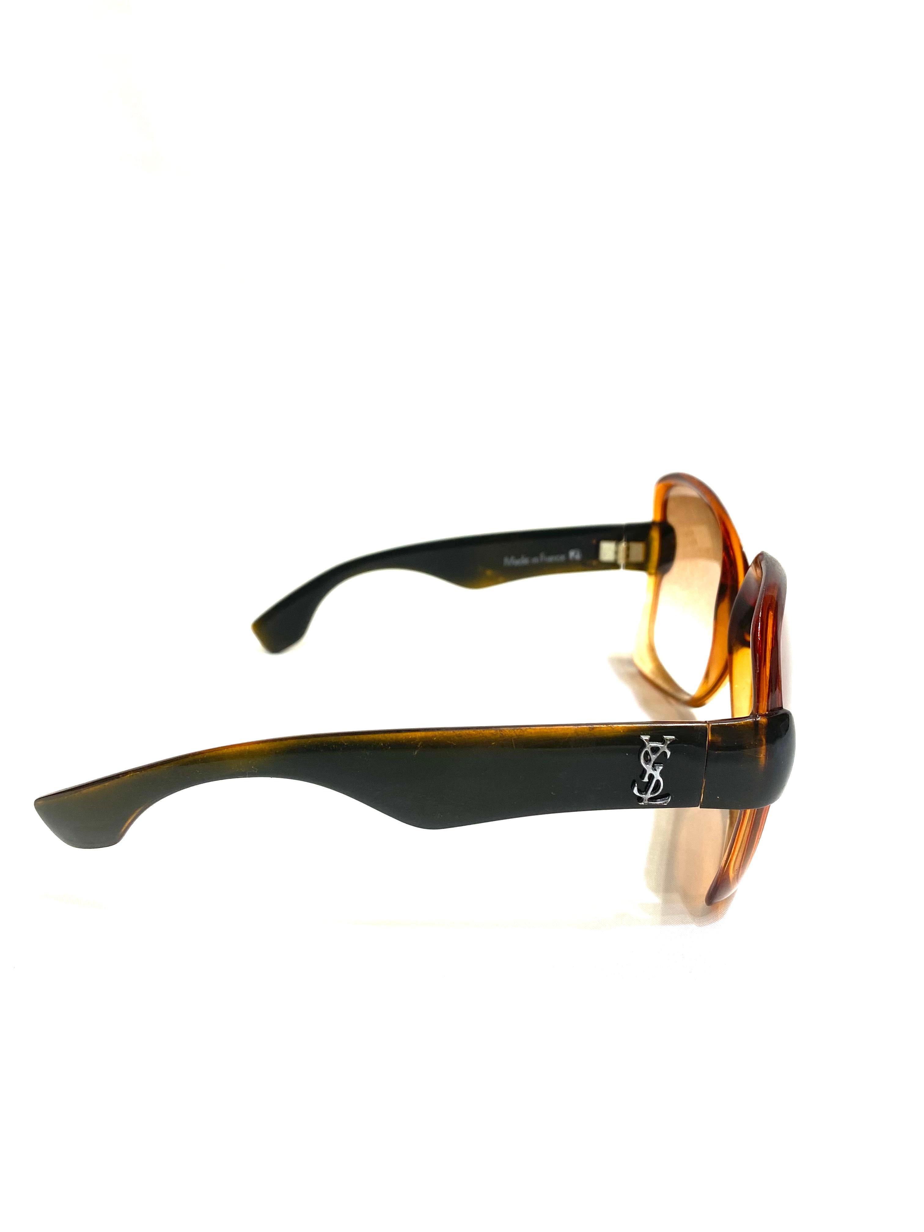 Vintage YSL Brown und Schwarz Quadratische Sonnenbrille für Damen oder Herren im Angebot