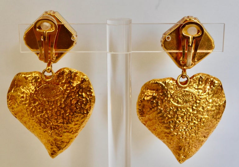 Vintage YSL  Chartreuse Heart Earrings Circa 1980 In Excellent Condition For Sale In Virginia Beach, VA