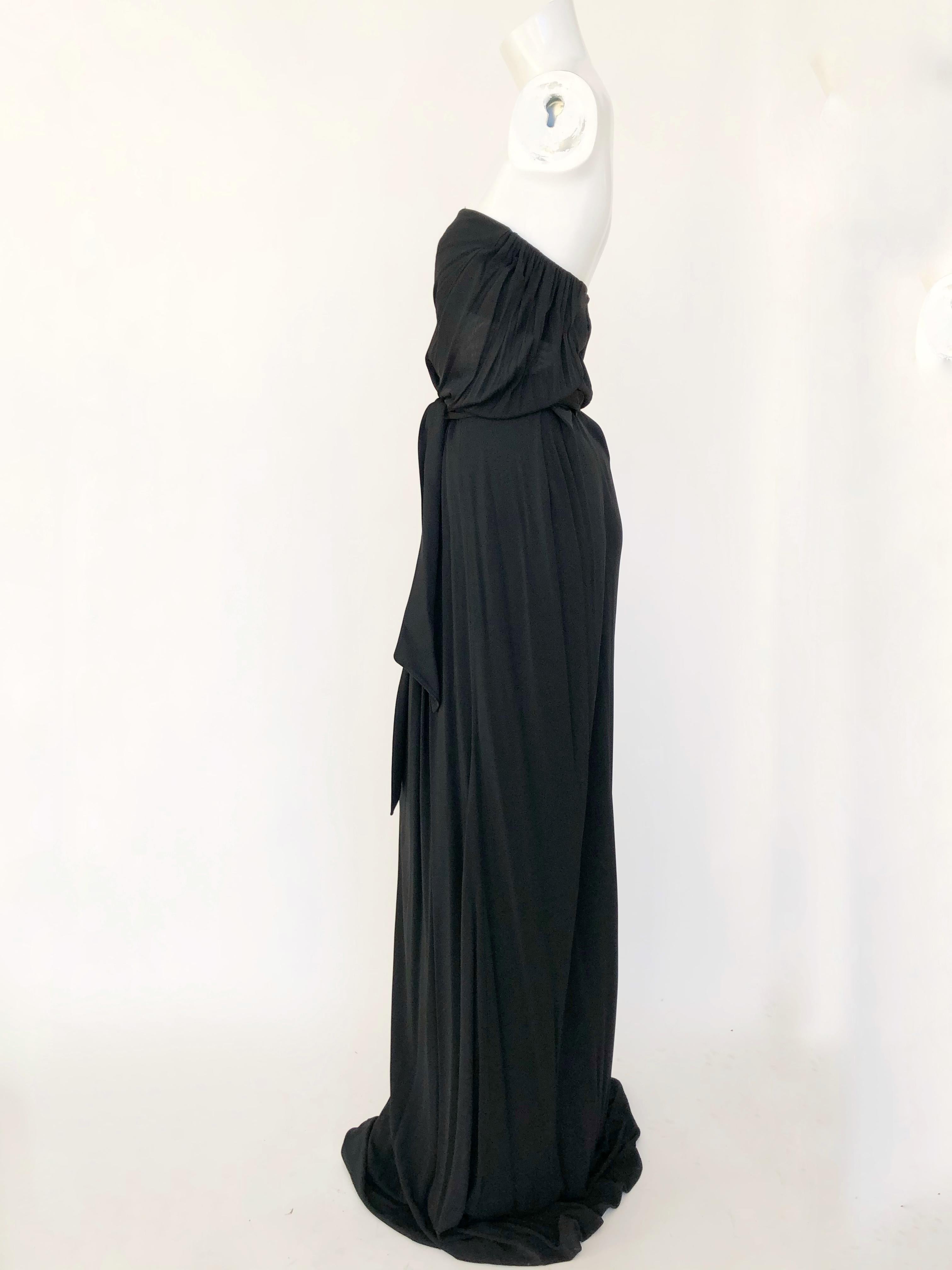 Vintage YSL strapless gown In Good Condition For Sale In New York, NY