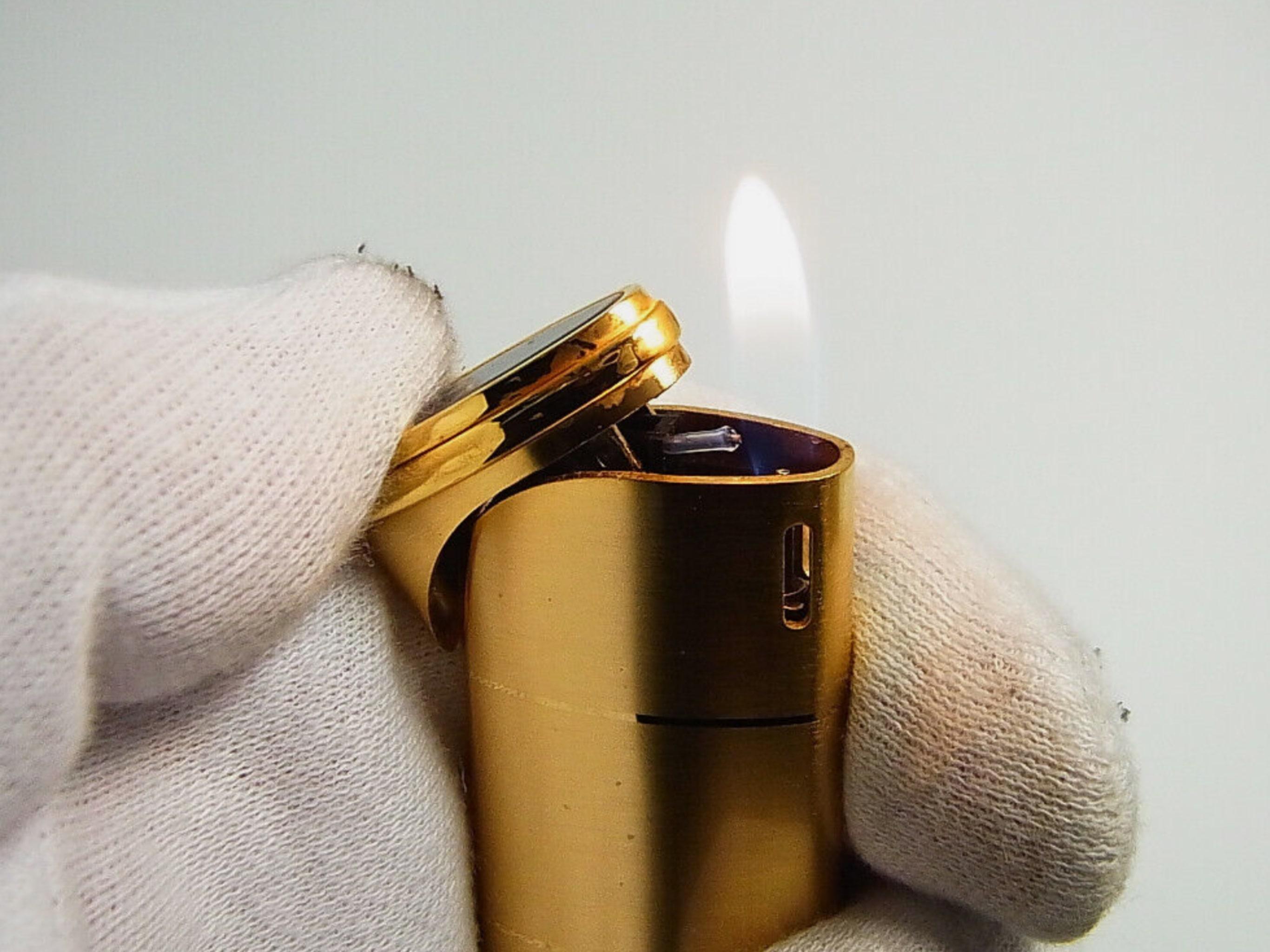 Vintage “YSL” Yves Saint Laurent Retro Cigarette Case & Lighter Set “Circa 1980 For Sale 7