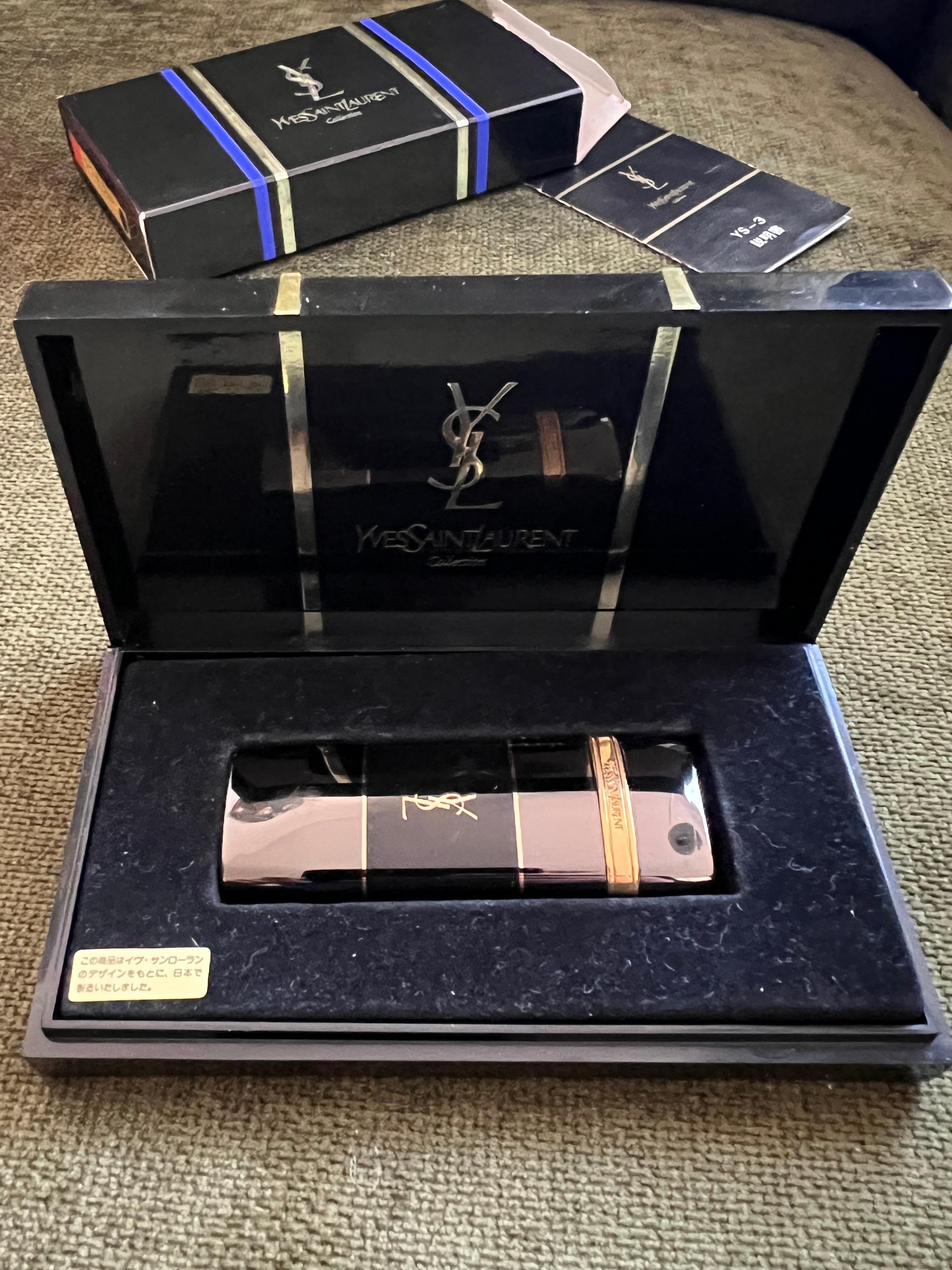 Vintage YSL Yves Saint Laurent Retro-Leuchte im Vintage-Stil, ca. 1980er Jahre Originalgehäuse im Angebot 3