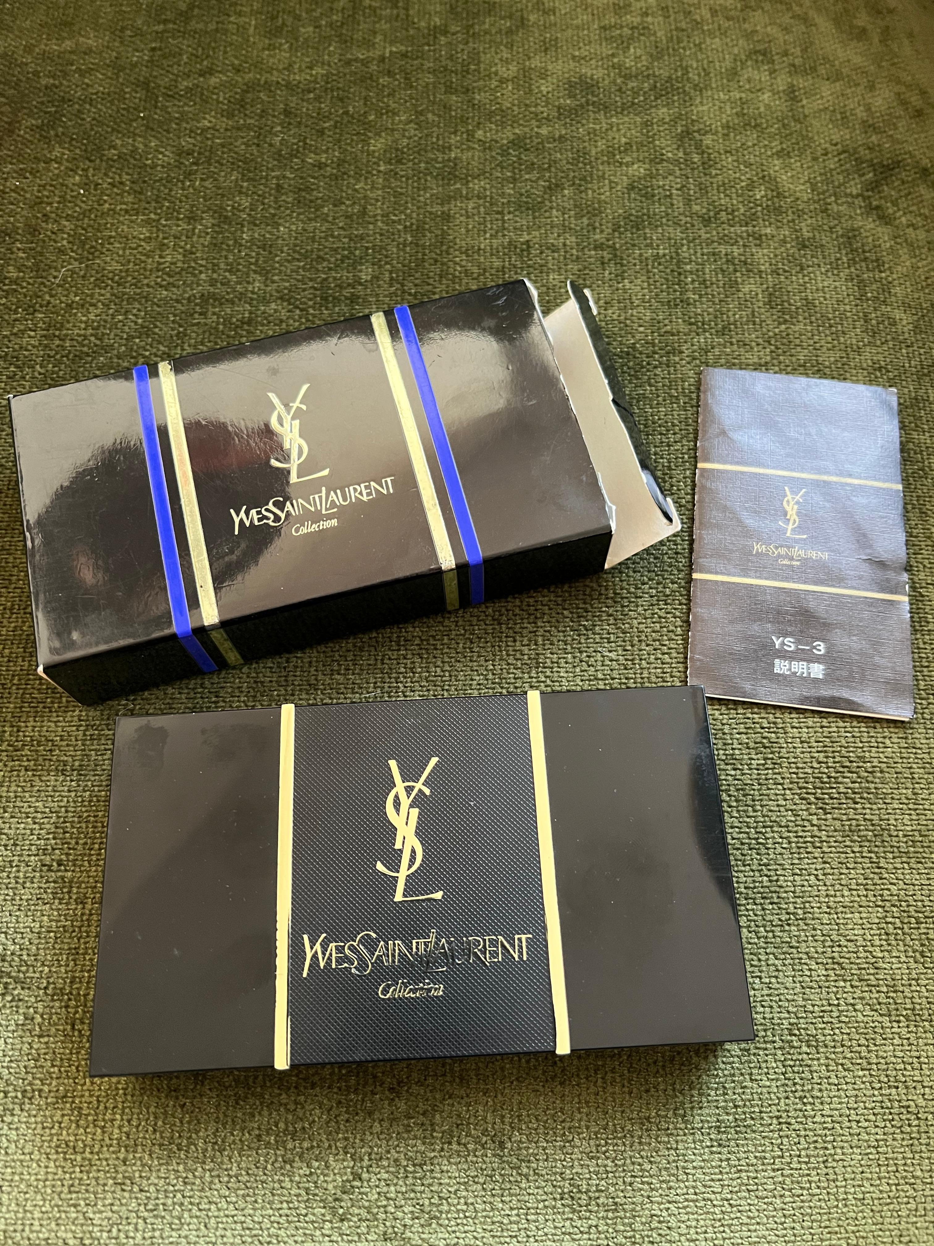 Vintage YSL Yves Saint Laurent Retro-Leuchte im Vintage-Stil, ca. 1980er Jahre Originalgehäuse im Angebot 5