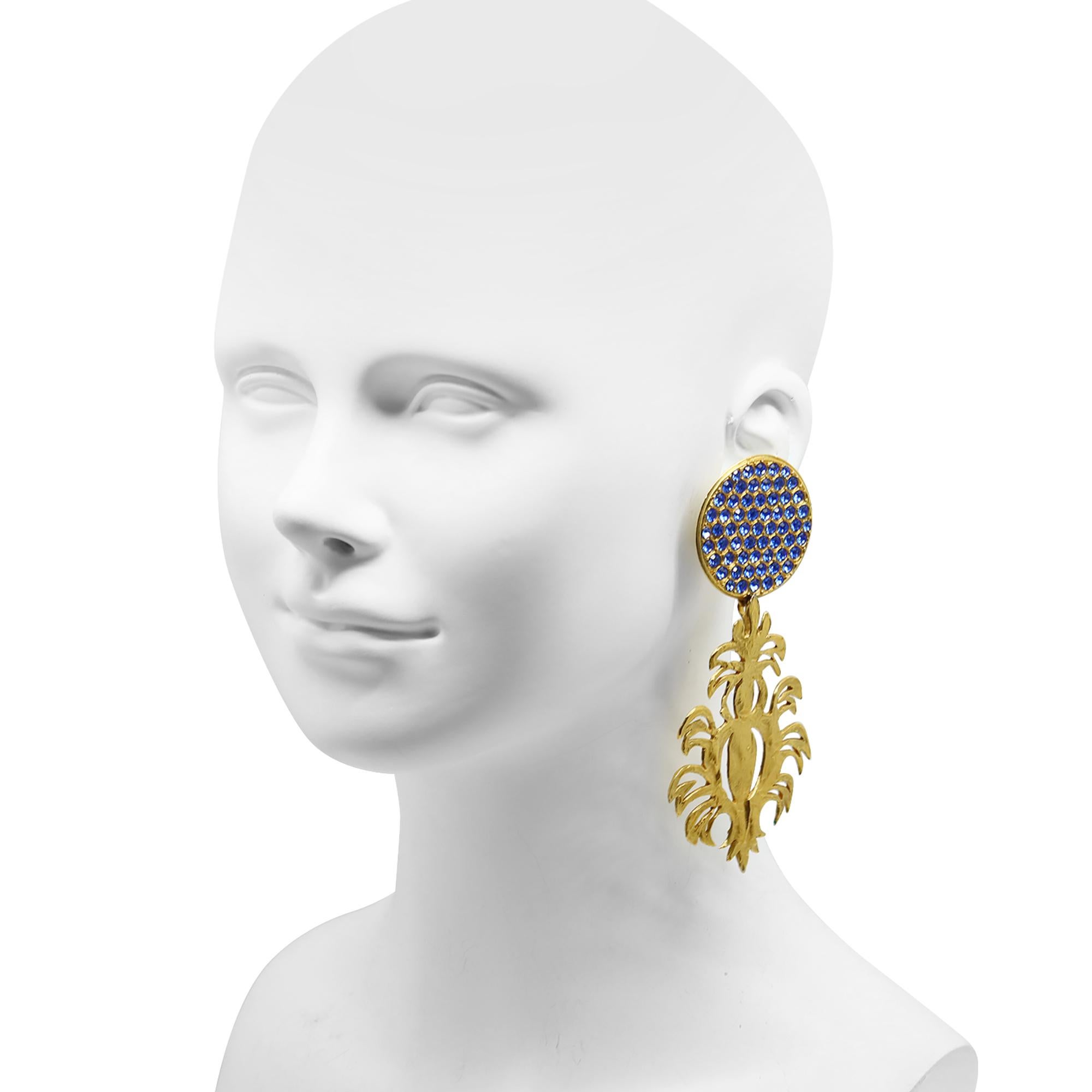 Vintage Yves Saint Lauren YSL Couture Gold-Ton mit blauen Kristallen CIRCA 1980s im Zustand „Gut“ im Angebot in New York, NY