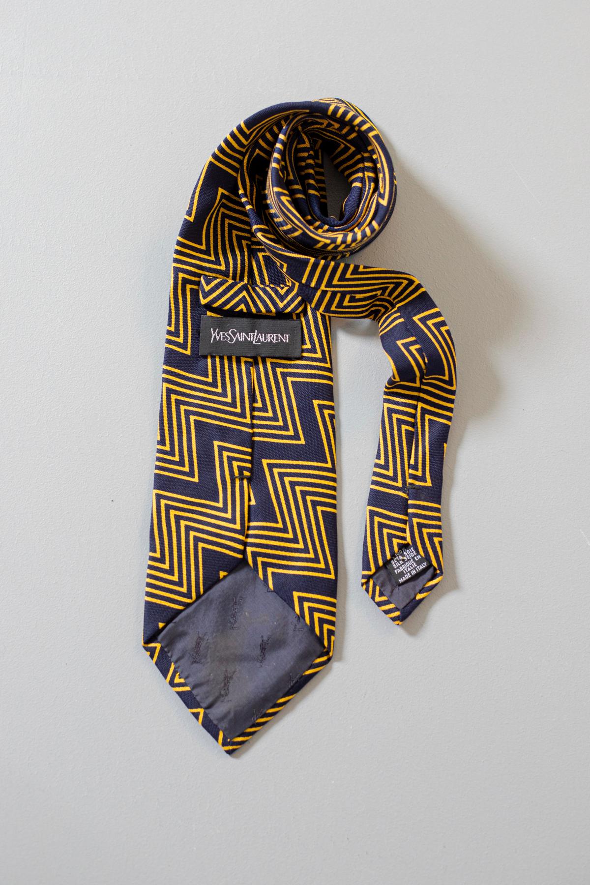 Black Vintage Yves Saint Laurent 100% silk tie 