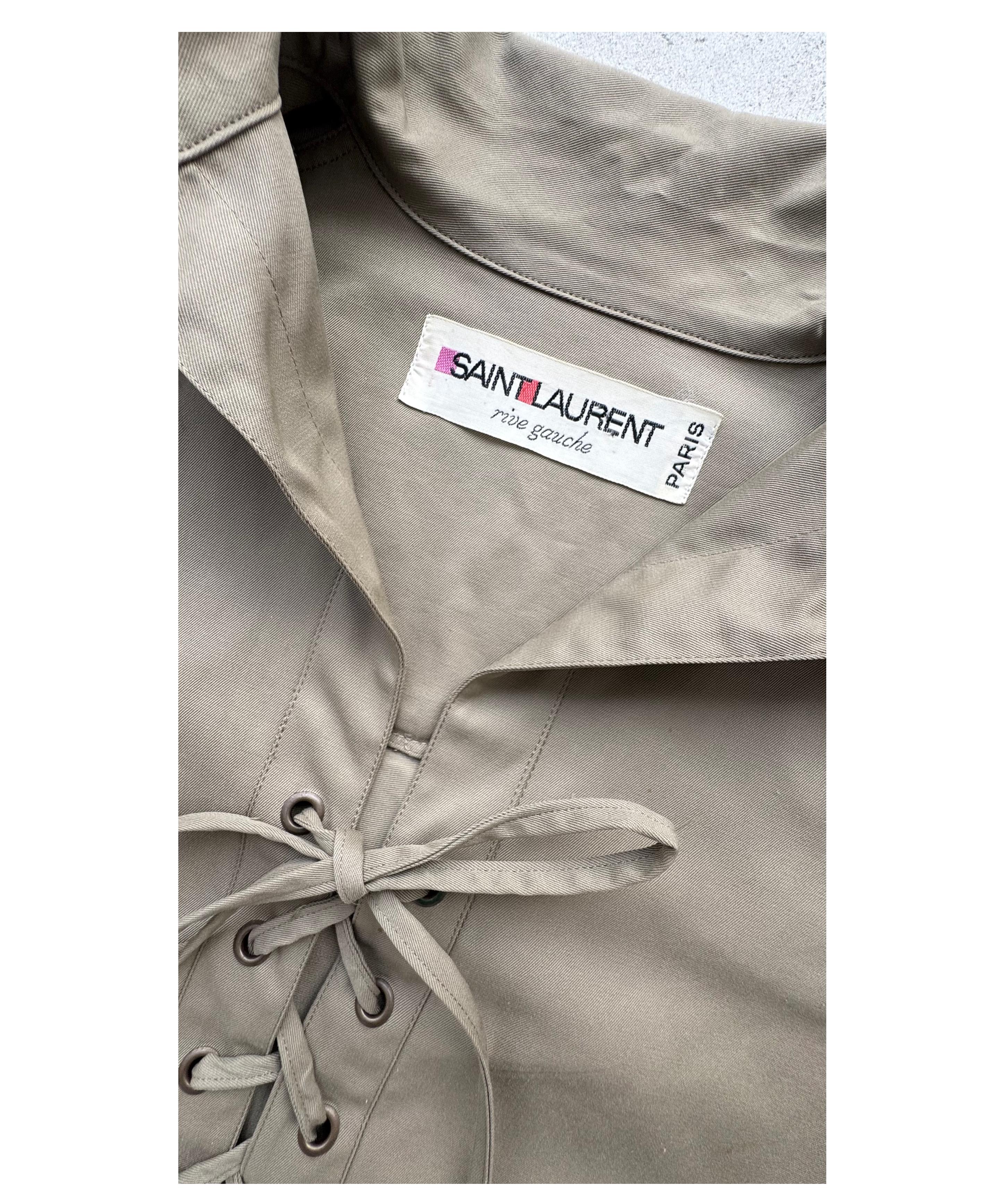 Vintage By Yves Saint Laurent 1968 Khaki Baumwolle Safari Schnürung Detail Mini Kleid im Angebot 3