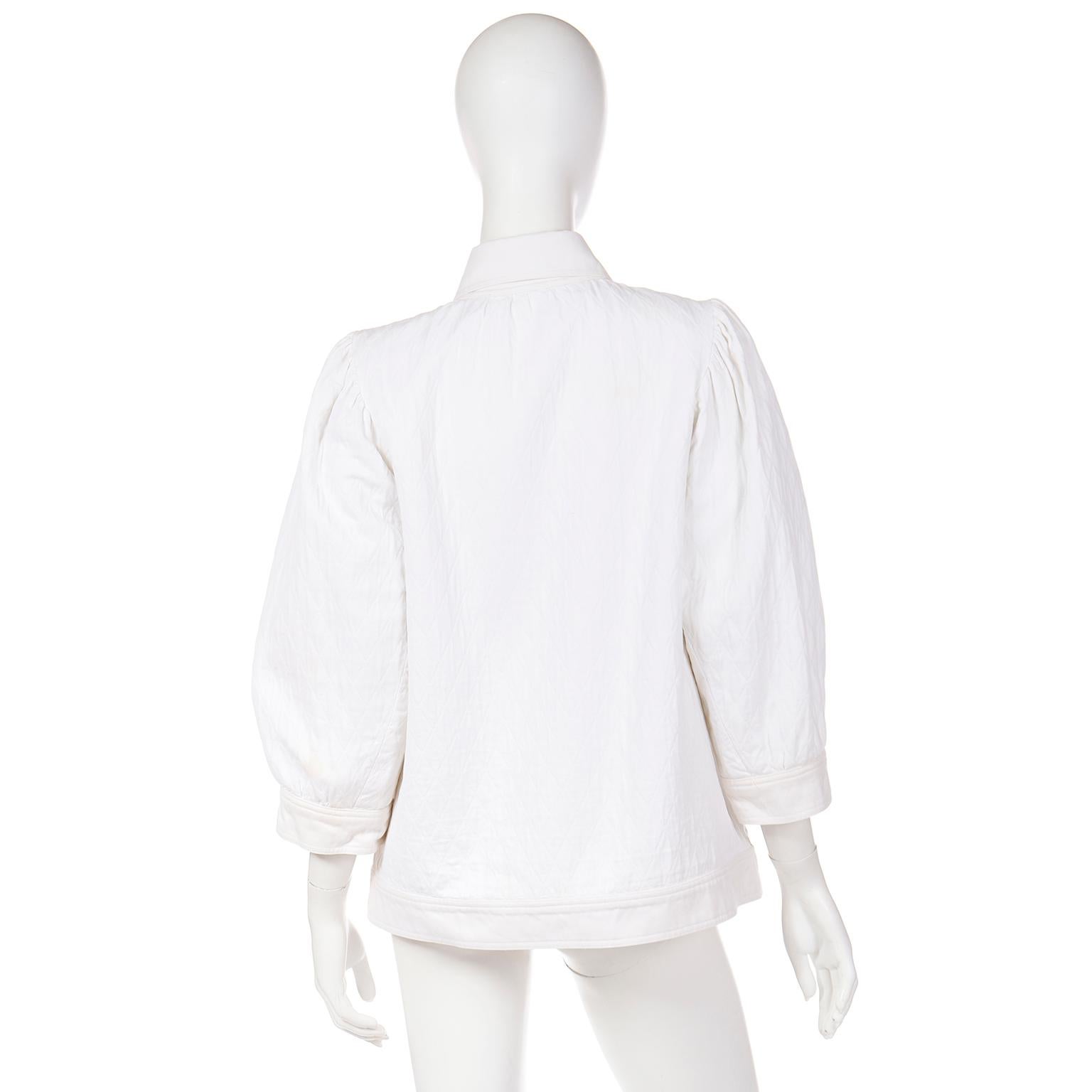 Vintage Yves Saint Laurent 1970s White Cotton Blend Quilted Smock Style Jacket  In Good Condition For Sale In Portland, OR