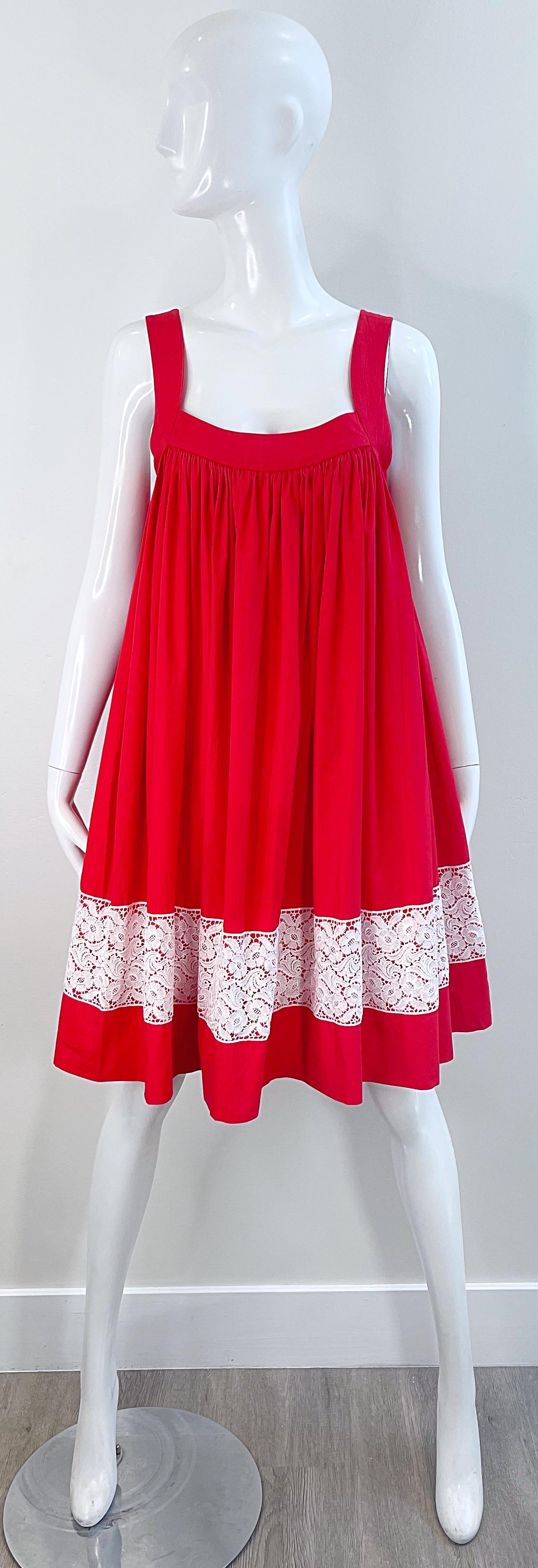 Vintage Yves Saint Laurent 1990s Size 38 Red White Cotton 90s Trapeze Dress YSL For Sale 12