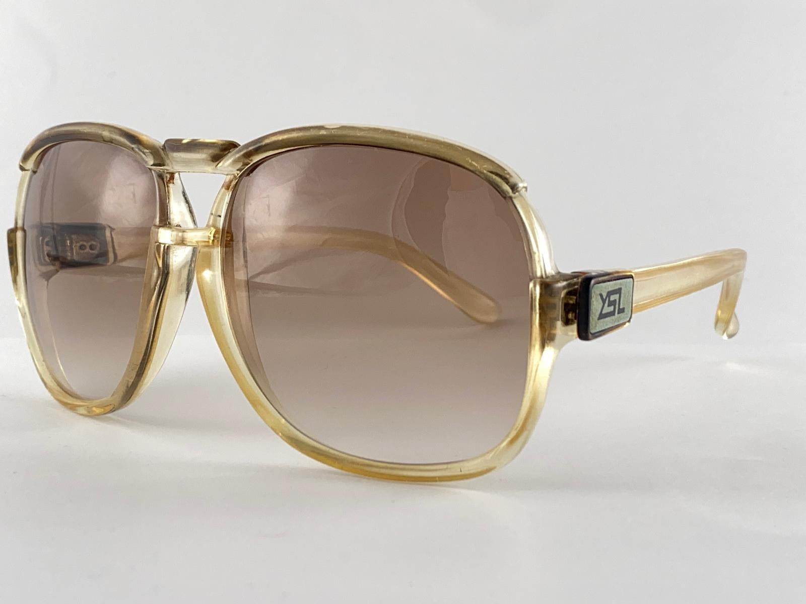 Vintage Yves Saint Laurent 7759 YSL Oversized 1980 Frankreich Sonnenbrille, Vintage, Vintage (Braun) im Angebot