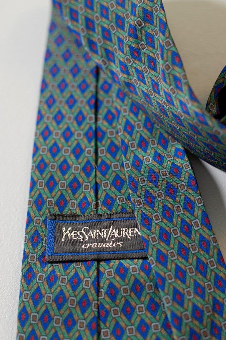 Vintage YSL Yves Saint Laurent Paris Cravates Silk Tie Mauve  Yves Saint Laurent YSL Paris Green Blue Fish Print 100% Silk Tie display picture 1