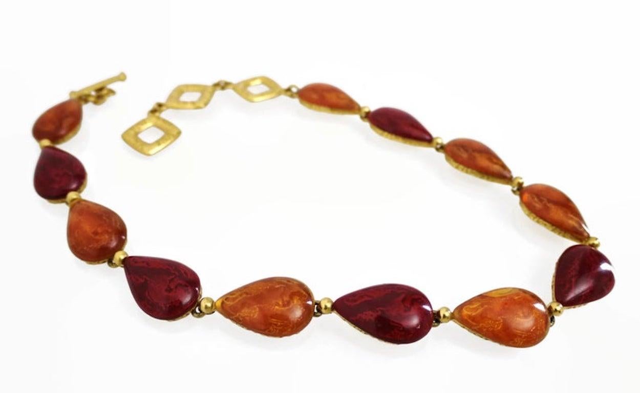 Vintage Yves Saint Laurent Amber Ruby Cabochon Necklace In Excellent Condition For Sale In Kingersheim, Alsace