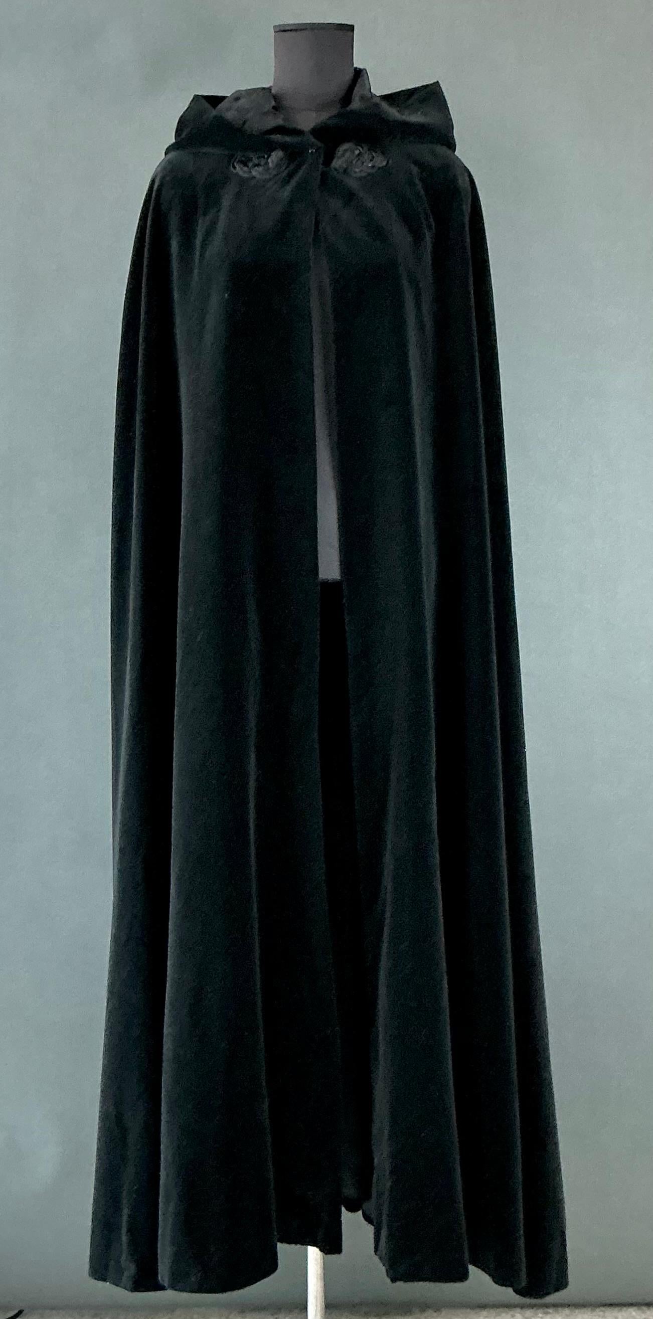 Women's or Men's Vintage Yves Saint Laurent Black Velvet Hooded Cape For Sale