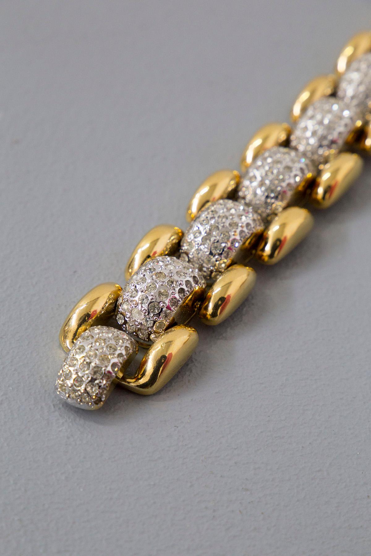 Modern Vintage Yves Saint Laurent bracelet in gold-plated metal