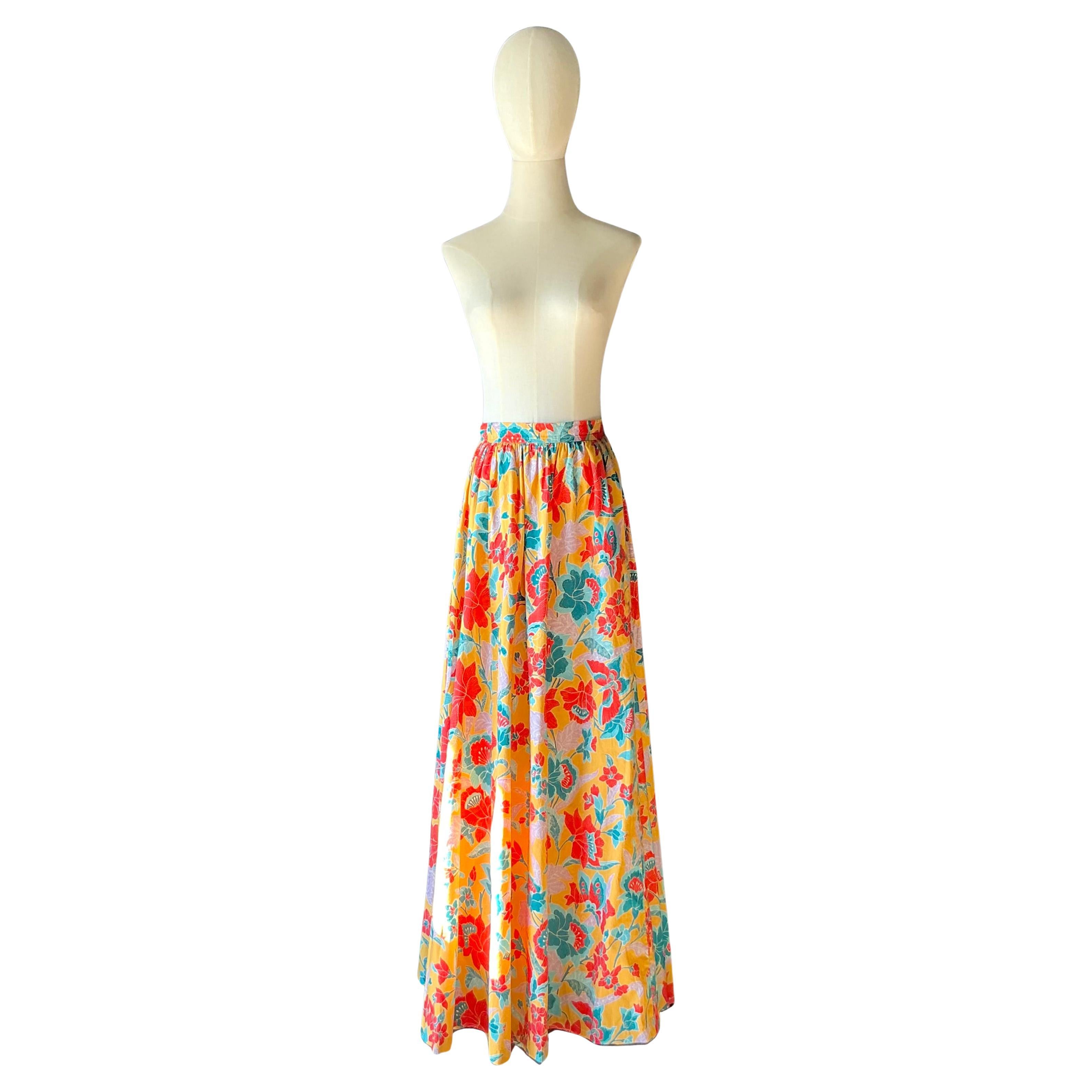 Vintage Yves Saint Laurent Maxifalda floral de colores