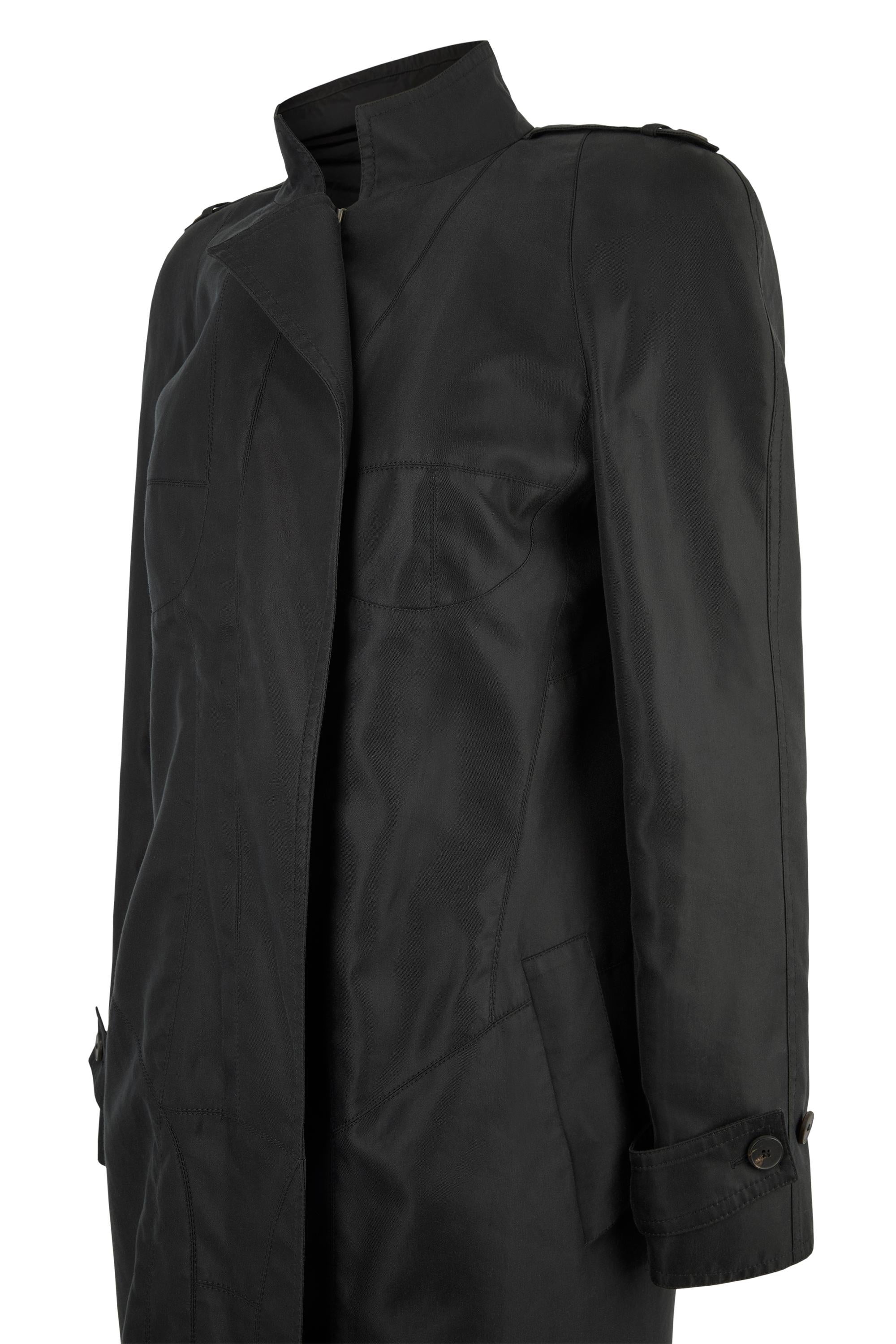 Vintage Yves Saint Laurent F/W 2003 Schwarzer Trenchcoat für Damen oder Herren im Angebot