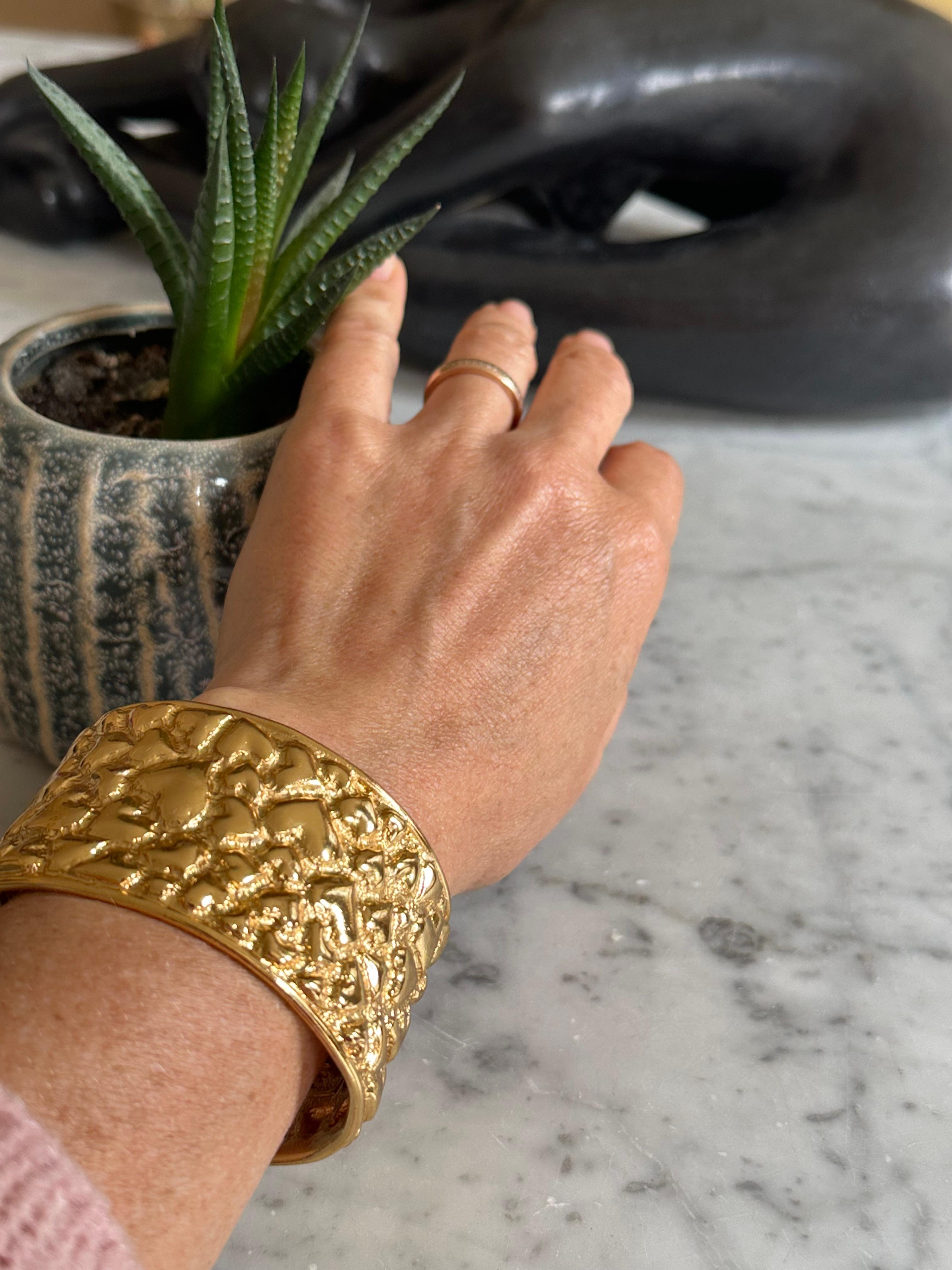Vintage Yves Saint Laurent Gilded Heart Hammered Cuff Bracelet, 1980s For Sale 1
