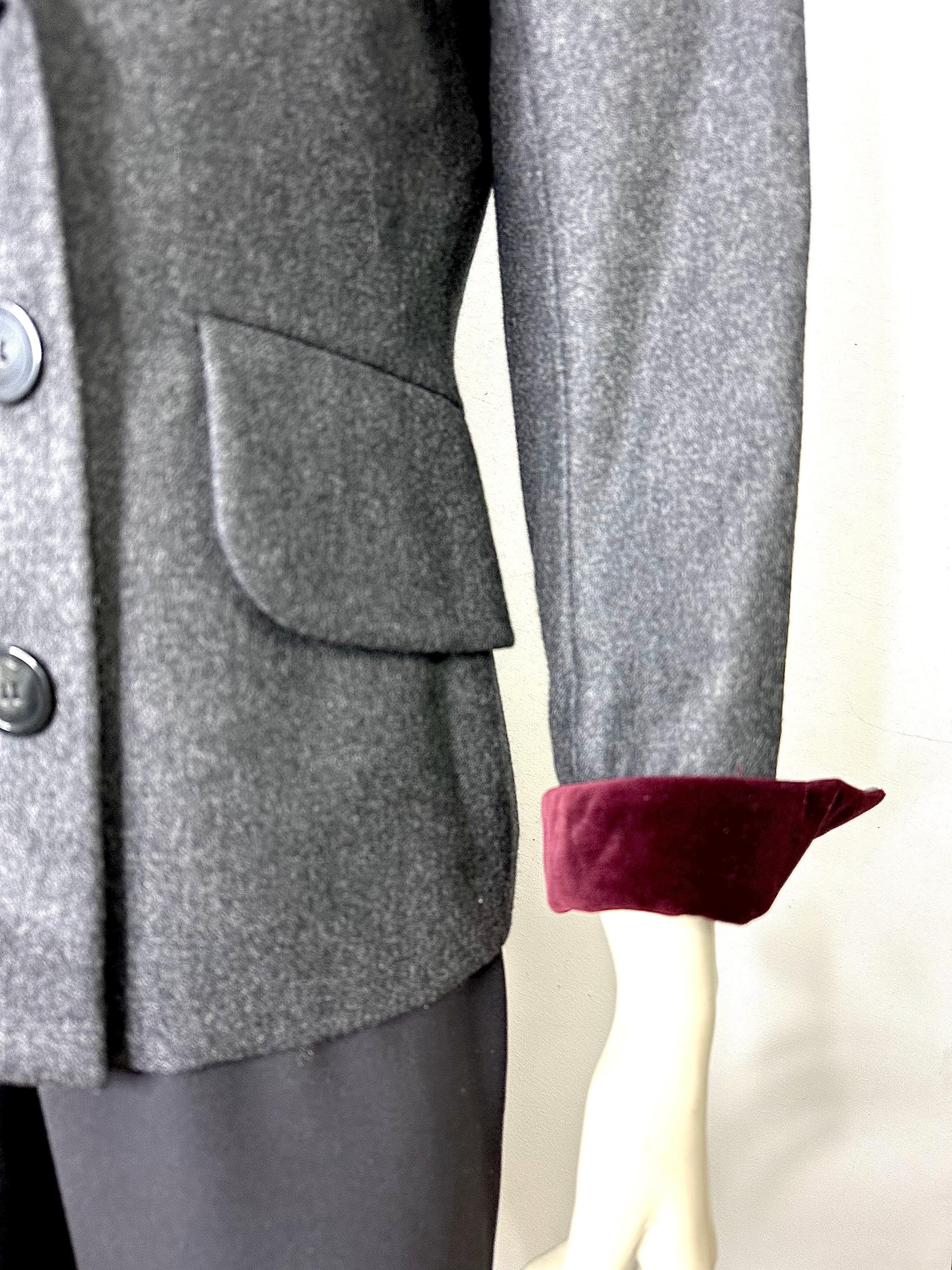 Vintage Yves Saint Laurent blazer en laine grise de 1990 Pour femmes en vente