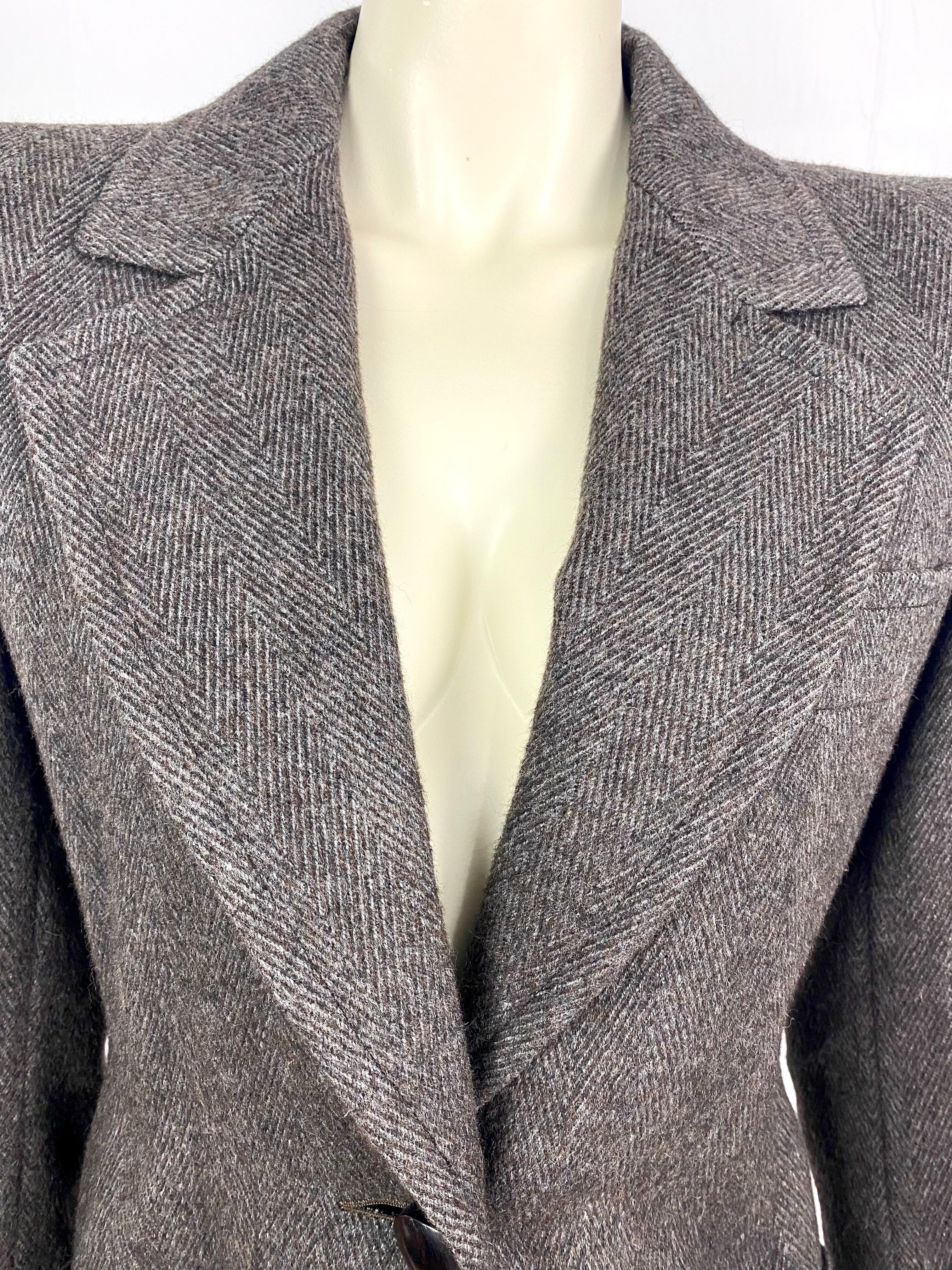 Vintage Yves saint Laurent Haute couture wool jacket  In Good Condition In L'ESCALA, ES