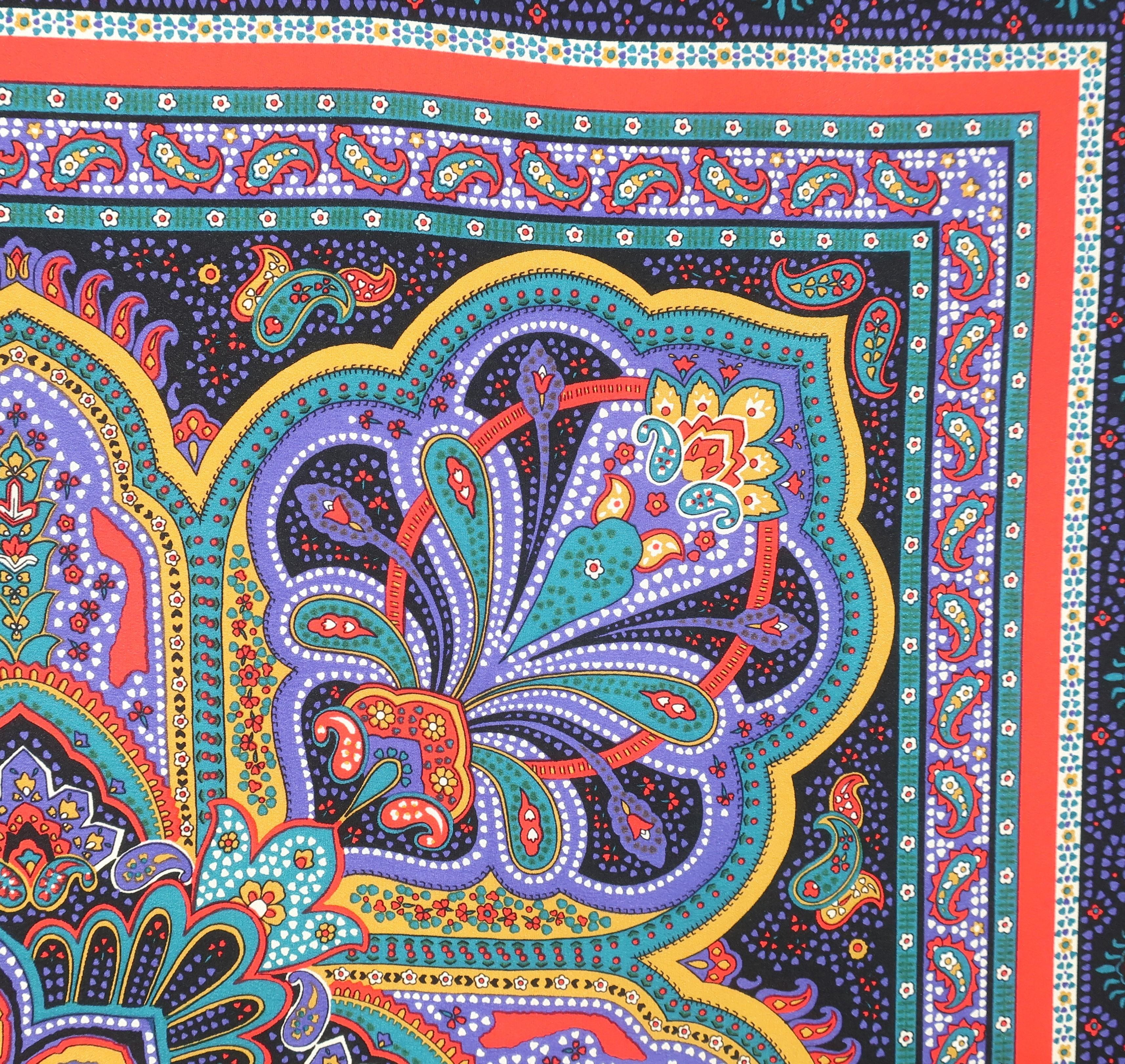 Grigio Sciarpa in seta stile paisley di Yves Saint Laurent in vendita