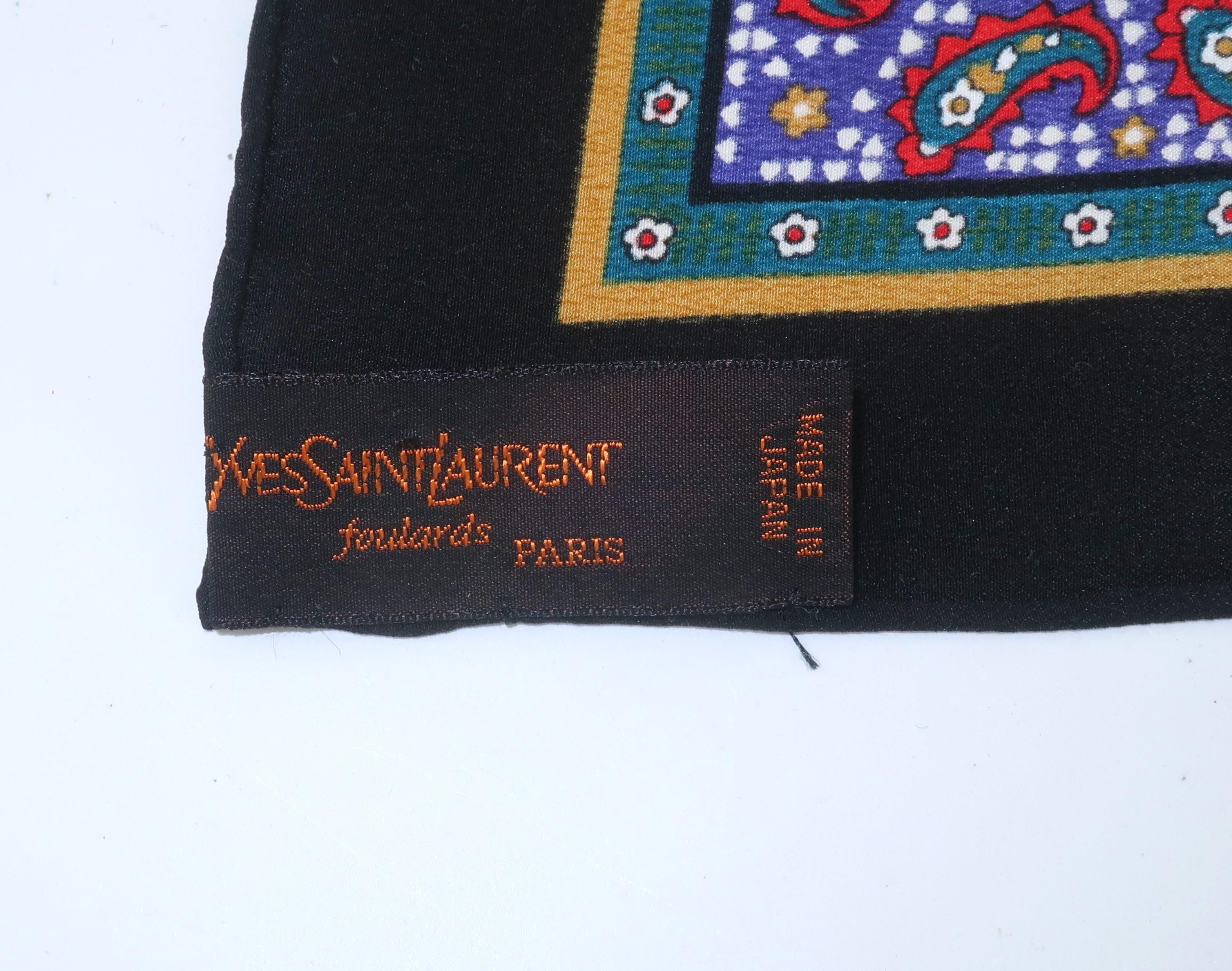 Sciarpa in seta stile paisley di Yves Saint Laurent in vendita 2