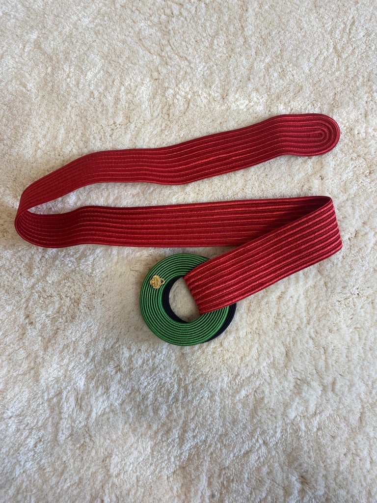 Vintage Yves Saint Laurent red belt. For Sale at 1stDibs display picture 1