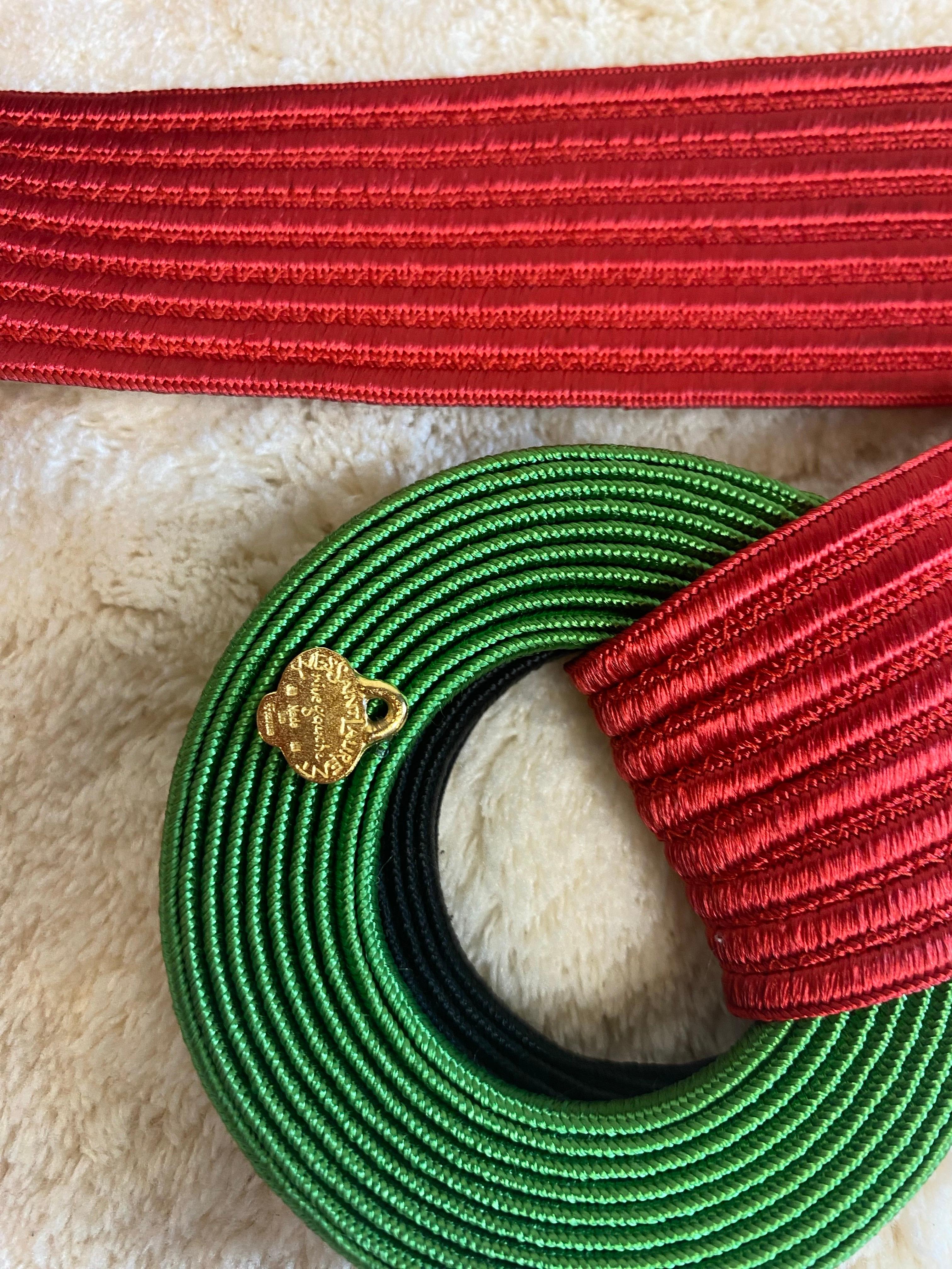 Vintage Saint Laurent roter Gürtel. für Damen oder Herren im Angebot
