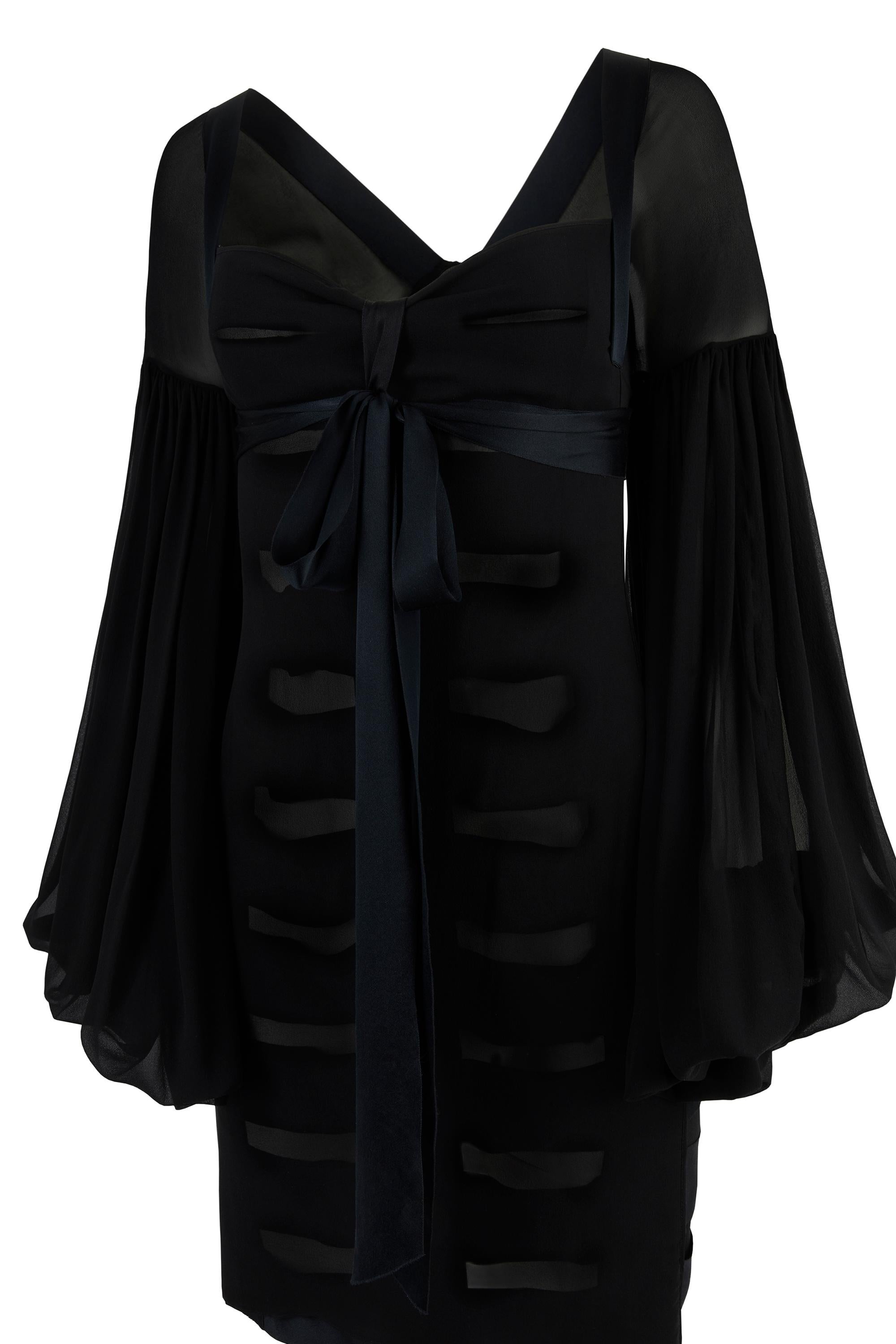 Noir Vintage Yves Saint Laurent Rive Gauche F/W 2002 Silk Chiffon Black Dress en vente