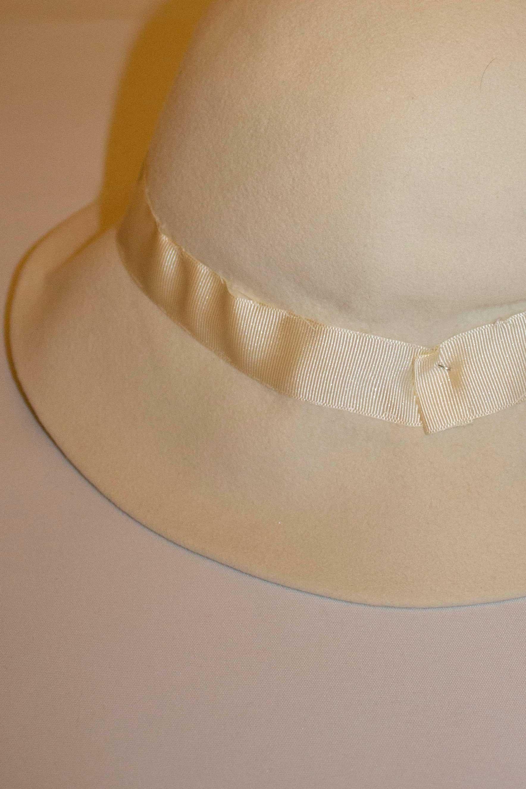 Vintage Yves Saint Laurent Rive Gauche  White Hat with Grossgrain Ribbon For Sale 1