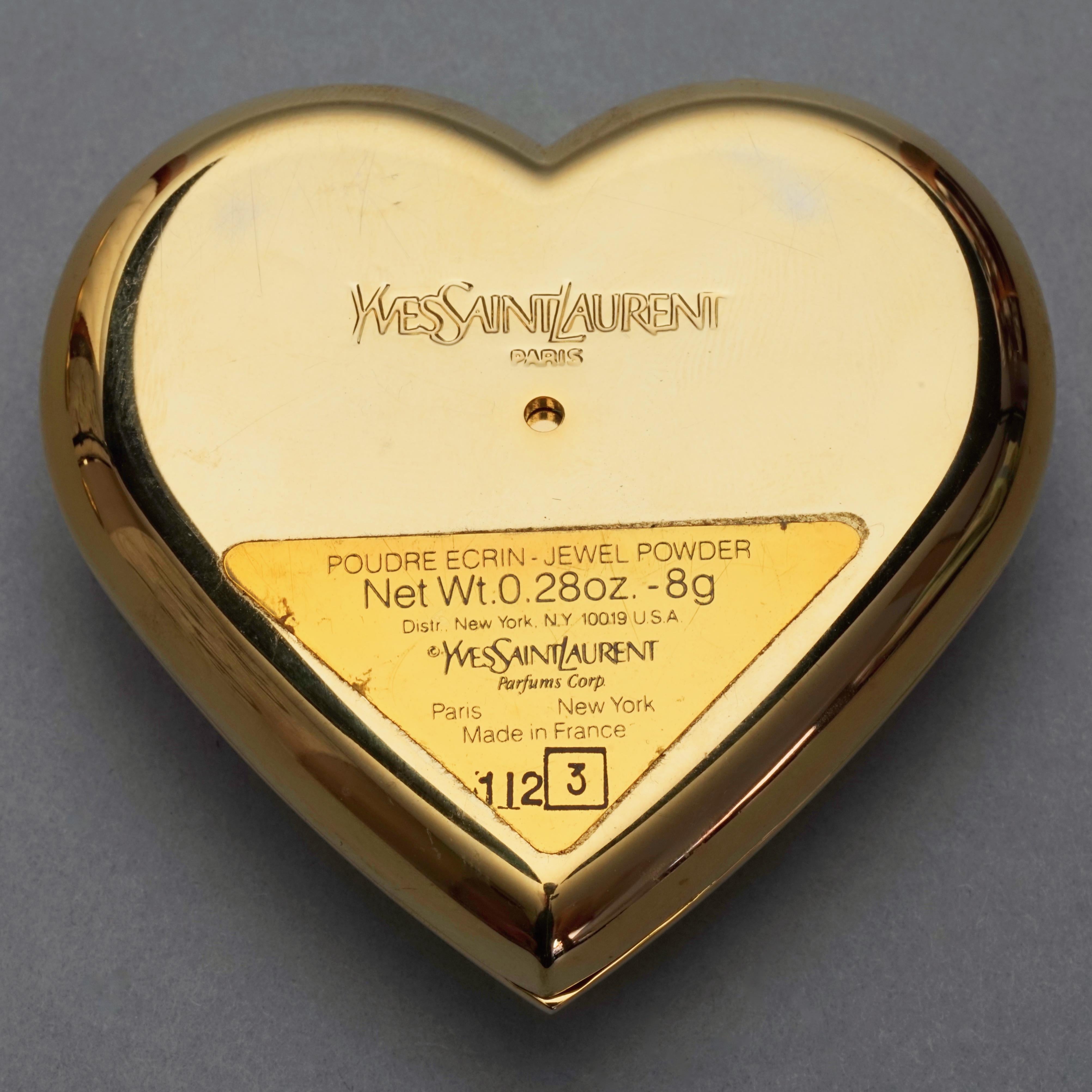 Vintage YVES SAINT LAURENT Robert Goossens Green Heart Jewelled Compact Powder In Good Condition For Sale In Kingersheim, Alsace