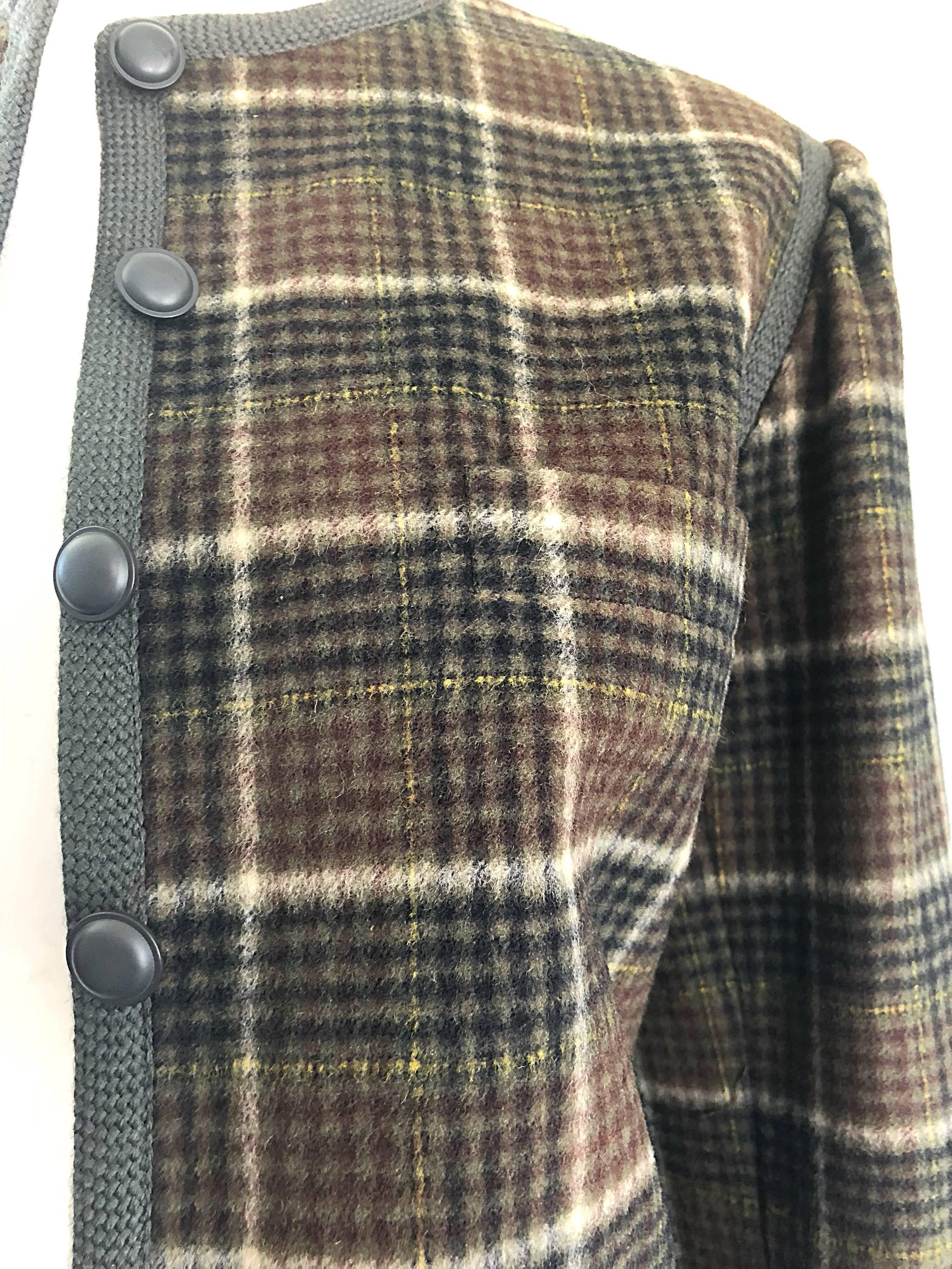 Vintage Yves Saint Laurent Russische Kollektion 1976 Jacke und Rock Anzug YSL 70er Jahre im Angebot 7