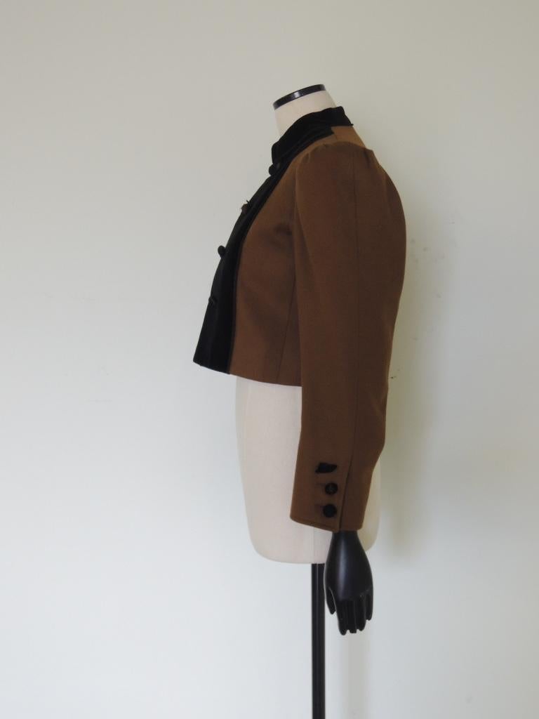 Noir Veste courte en laine vintage de la collection russe Yves Saint Laurent en vente