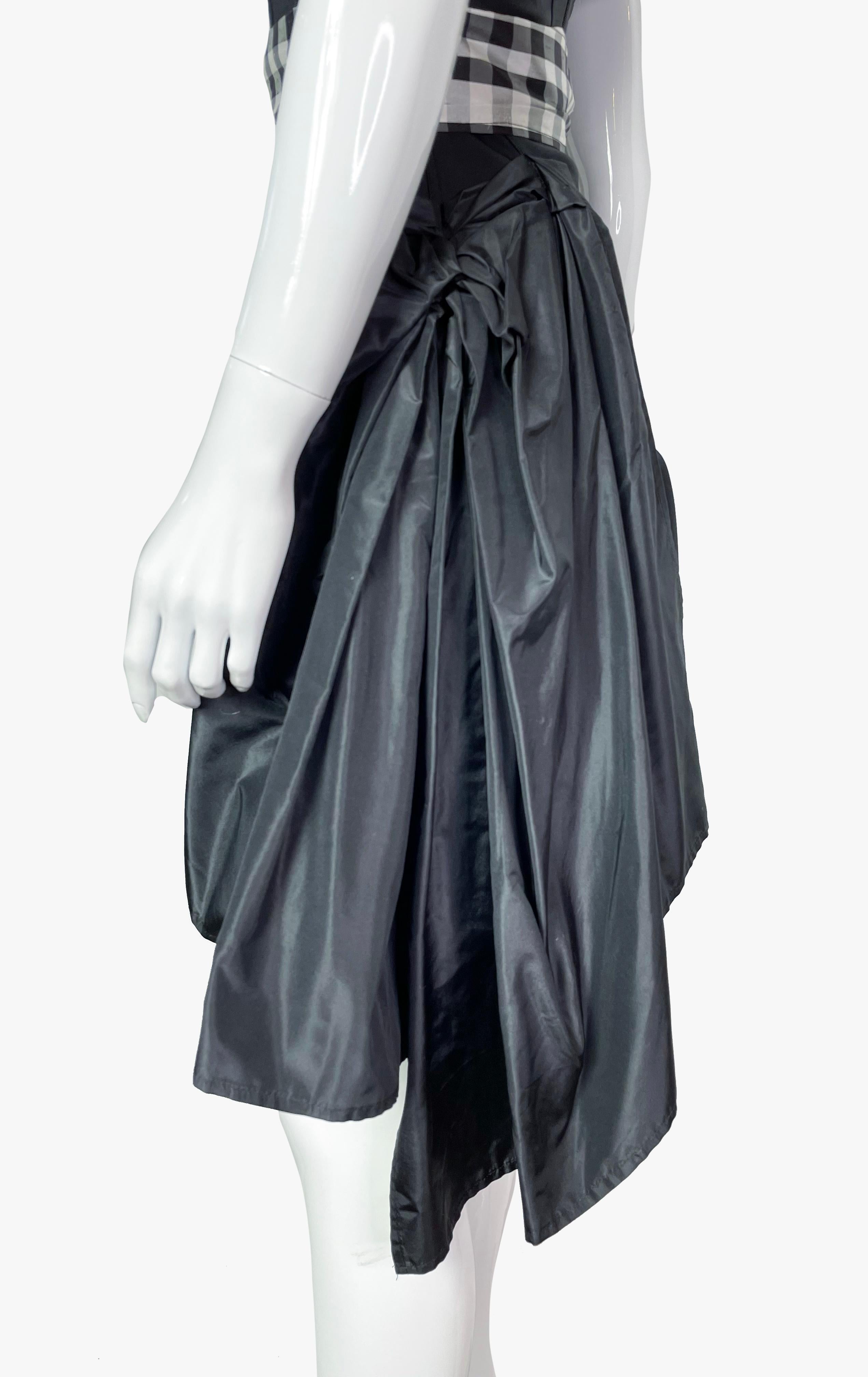 Vintage Yves Saint Laurent silk dress, 1980s For Sale 1