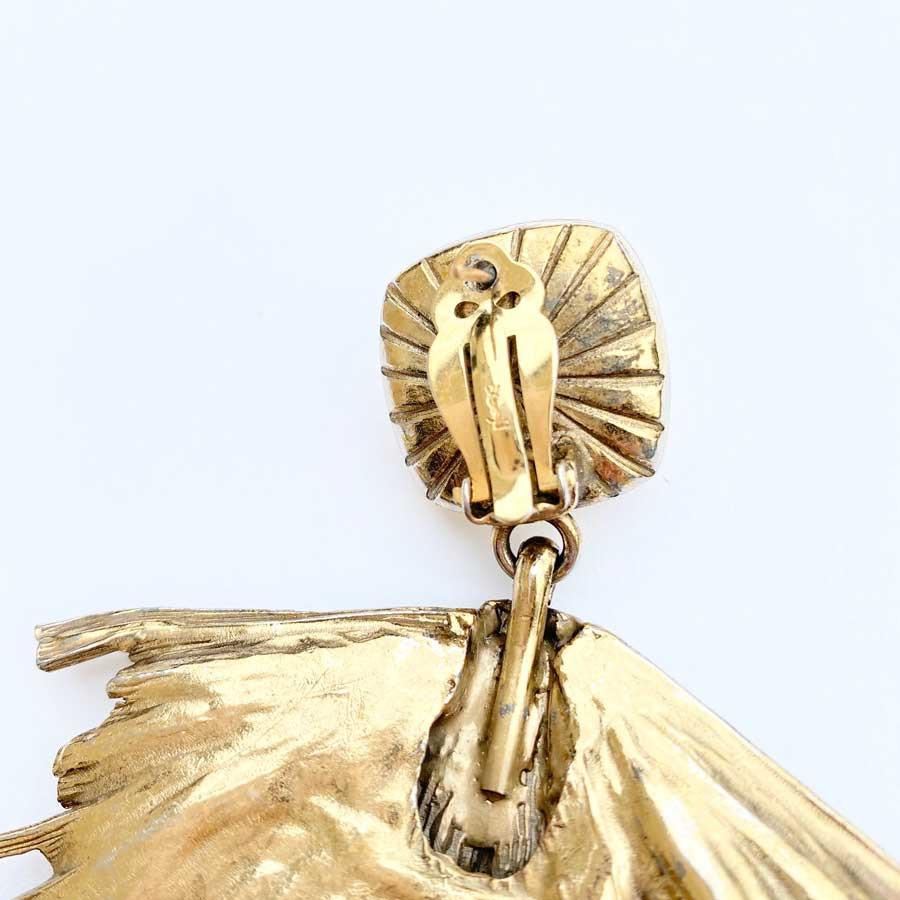 ysl logo stud earrings
