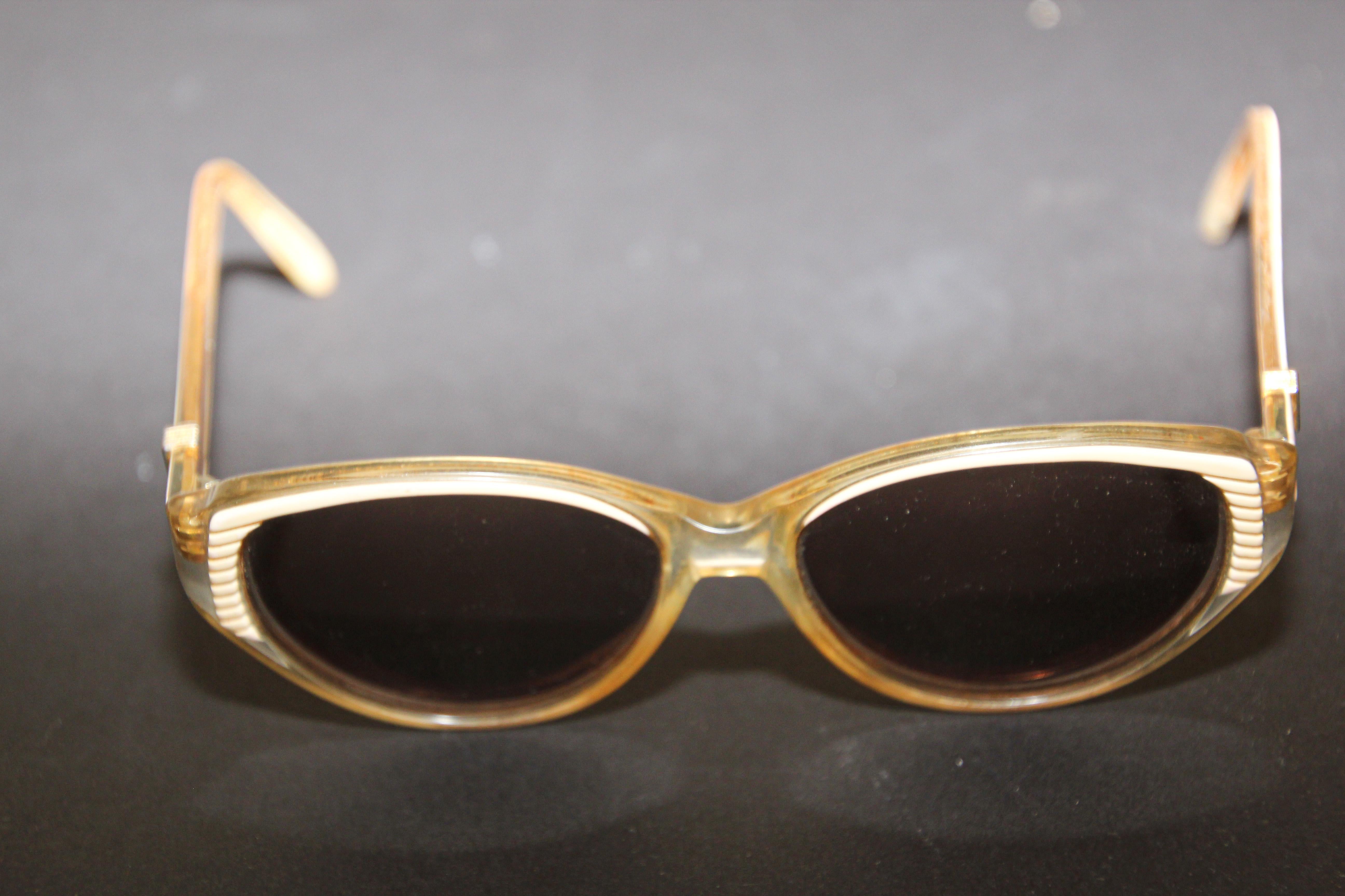 Vintage Yves Saint Laurent Sunglasses In Good Condition For Sale In North Hollywood, CA